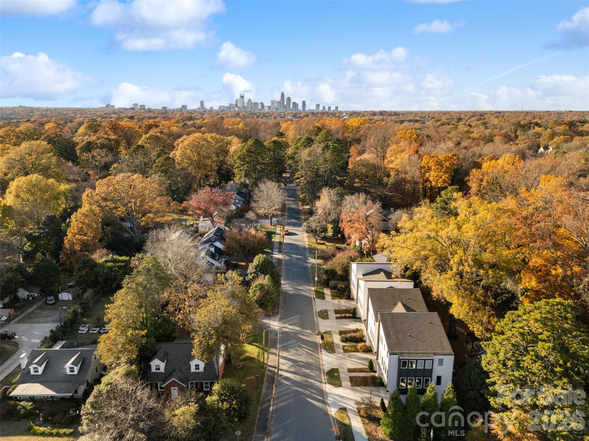1549 Pinecrest Avenue — Charlotte