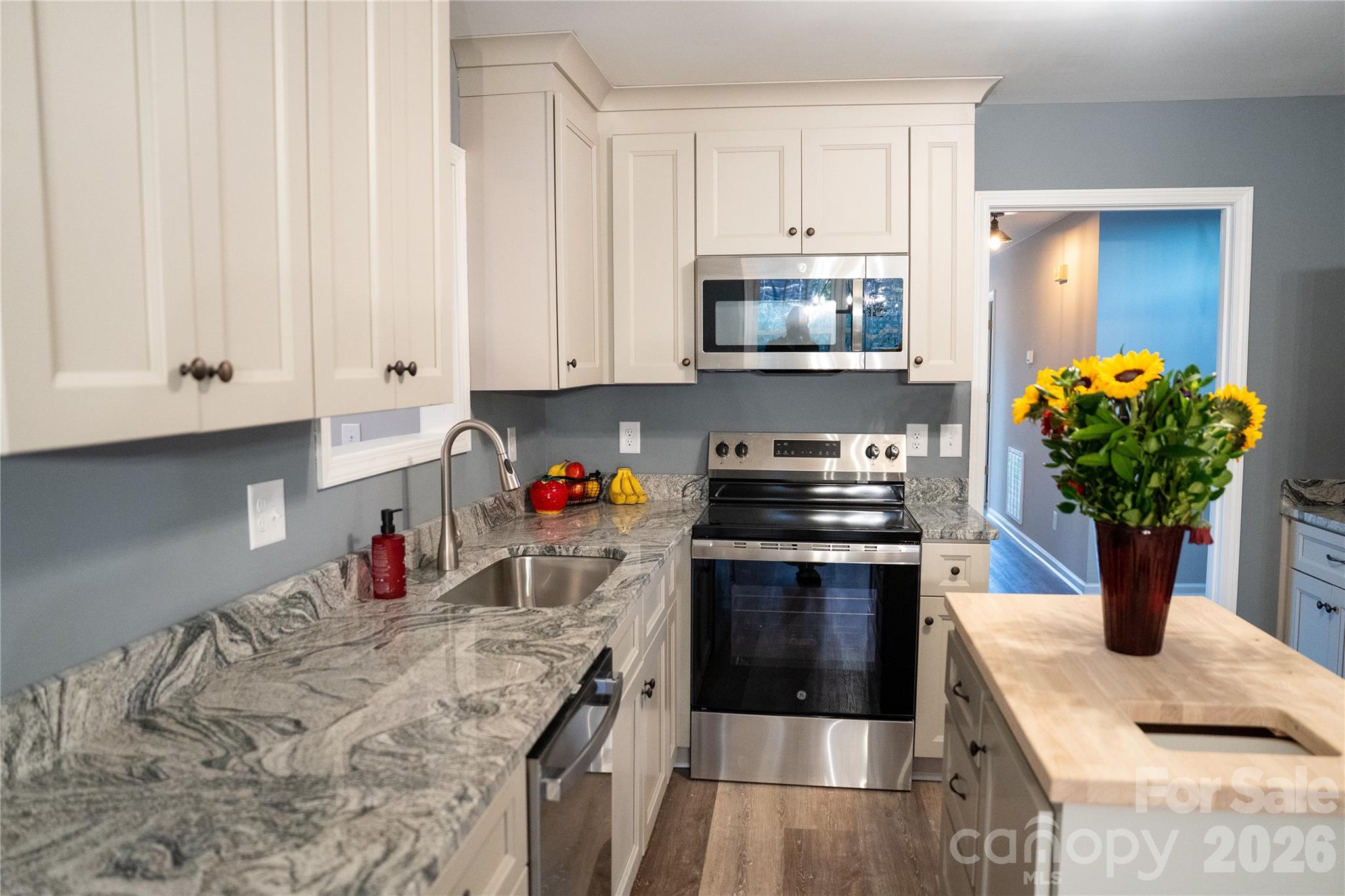 44585 Baldwin Road — New London