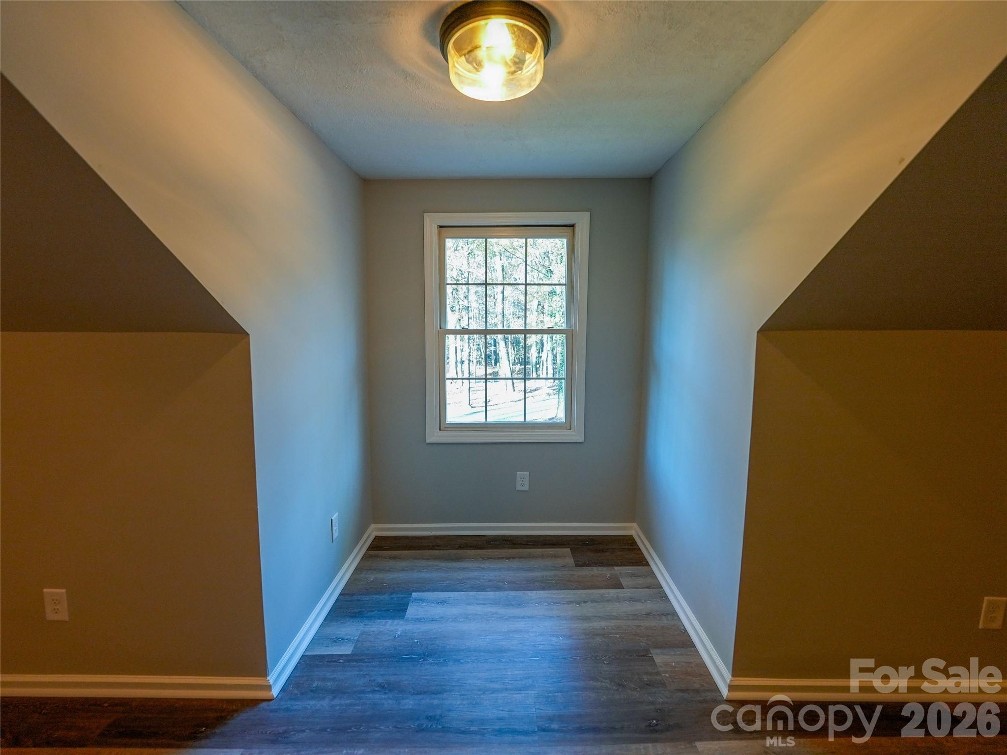 44585 Baldwin Road — New London