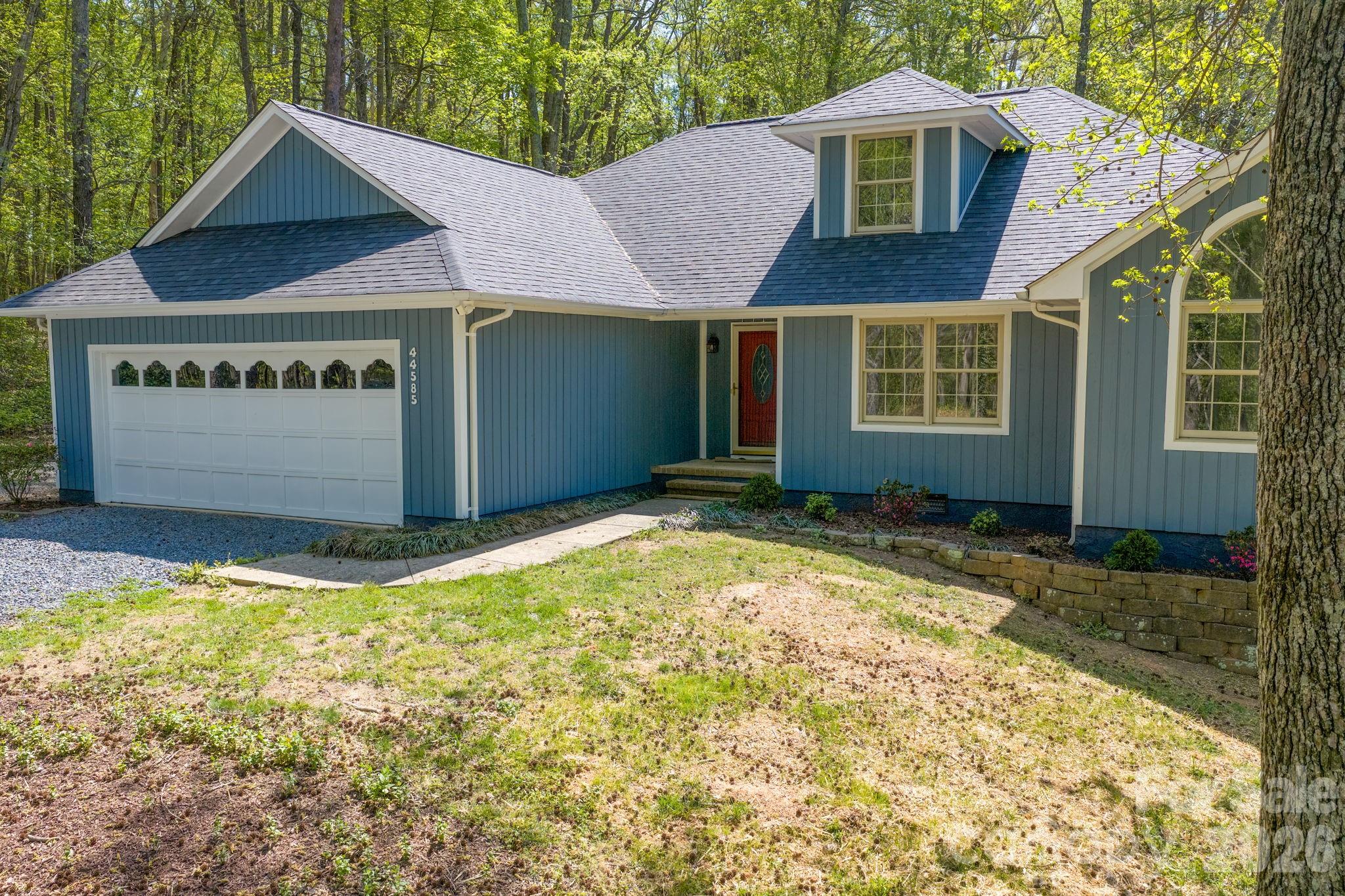 44585 Baldwin Road — New London