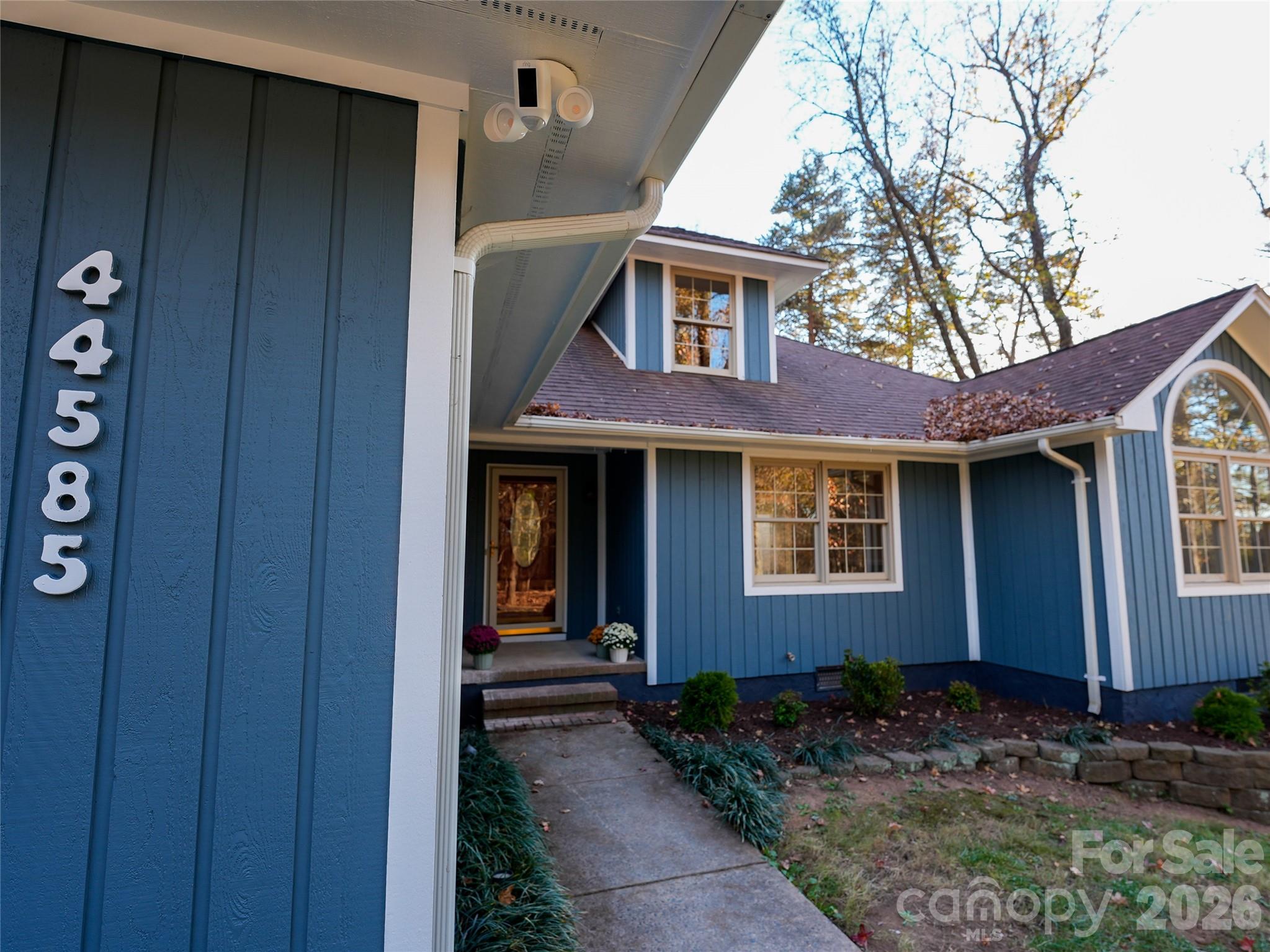 44585 Baldwin Road — New London