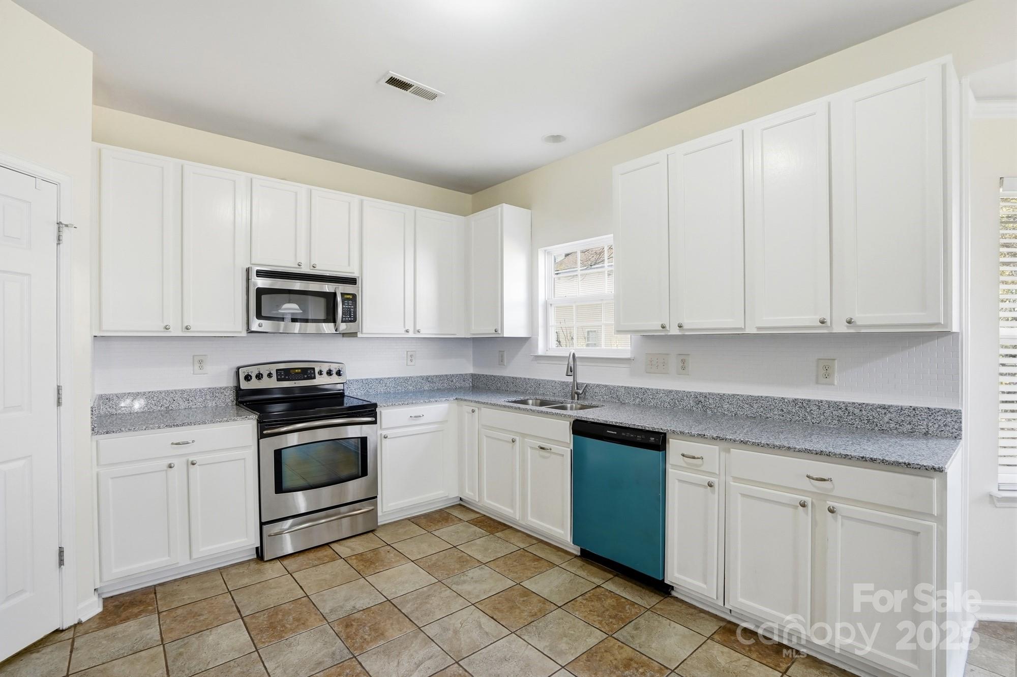 2019 Aberglen Drive — Charlotte