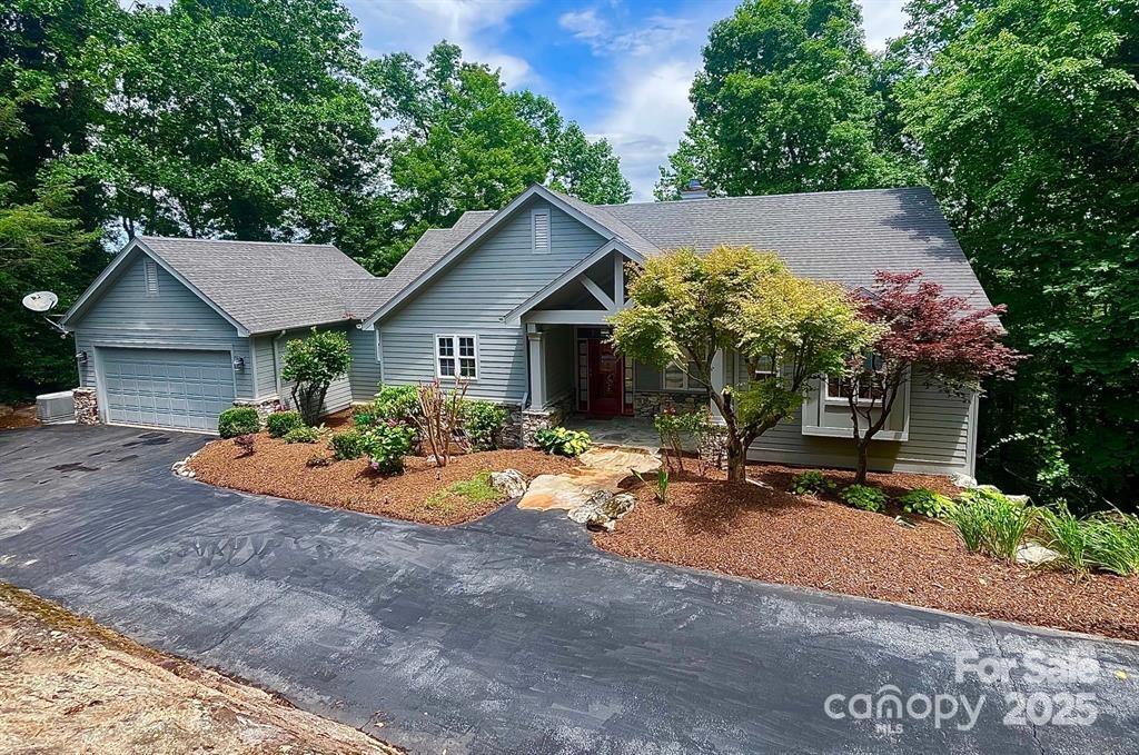 180 High Road Overlook — Hendersonville