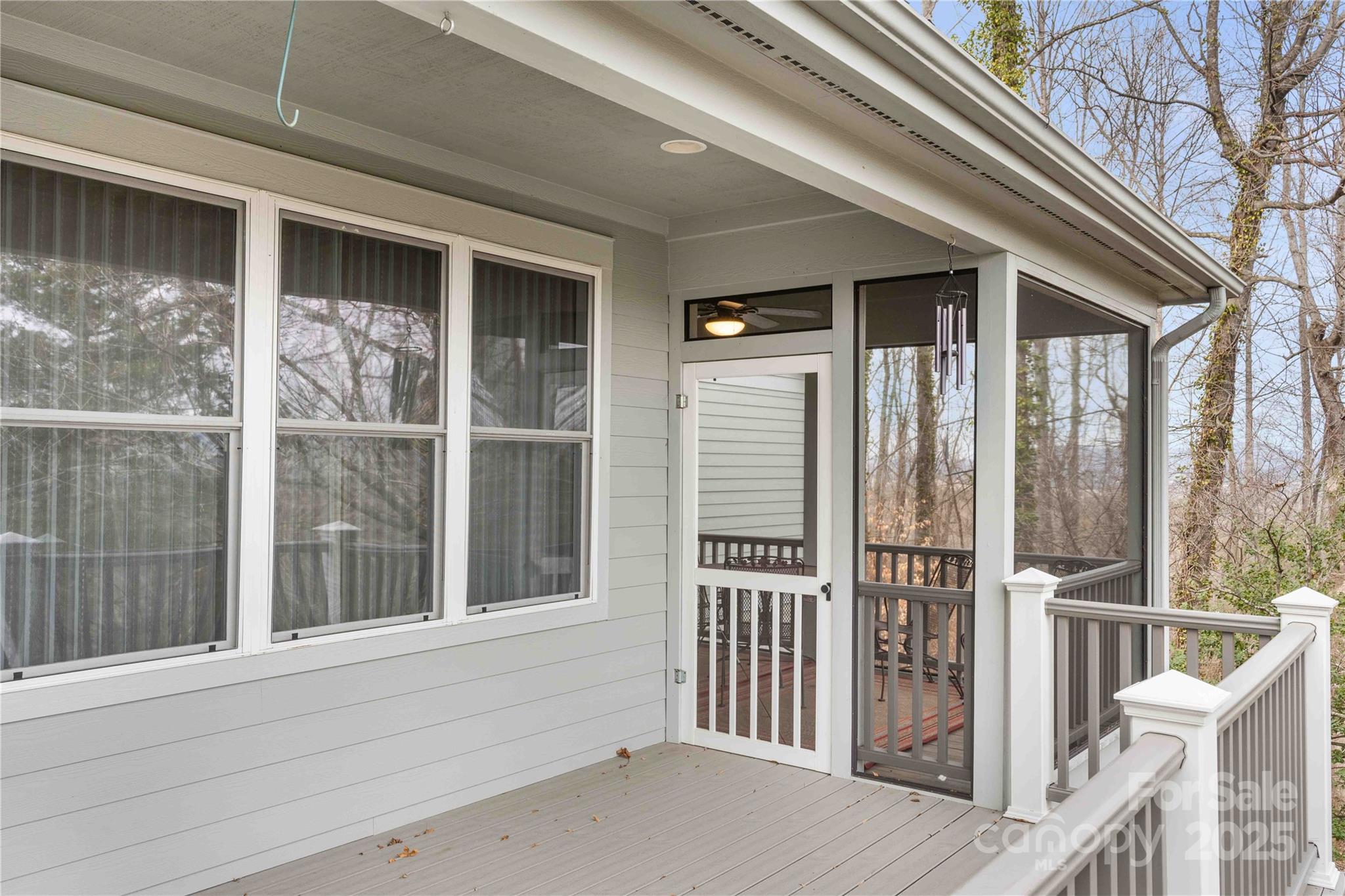 180 High Road Overlook — Hendersonville