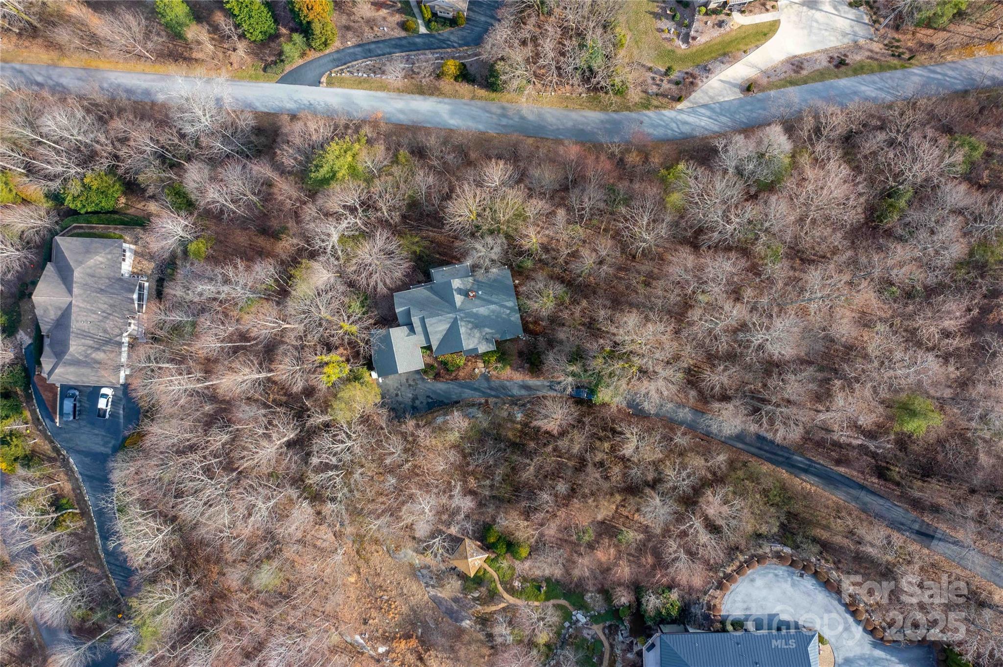 180 High Road Overlook — Hendersonville