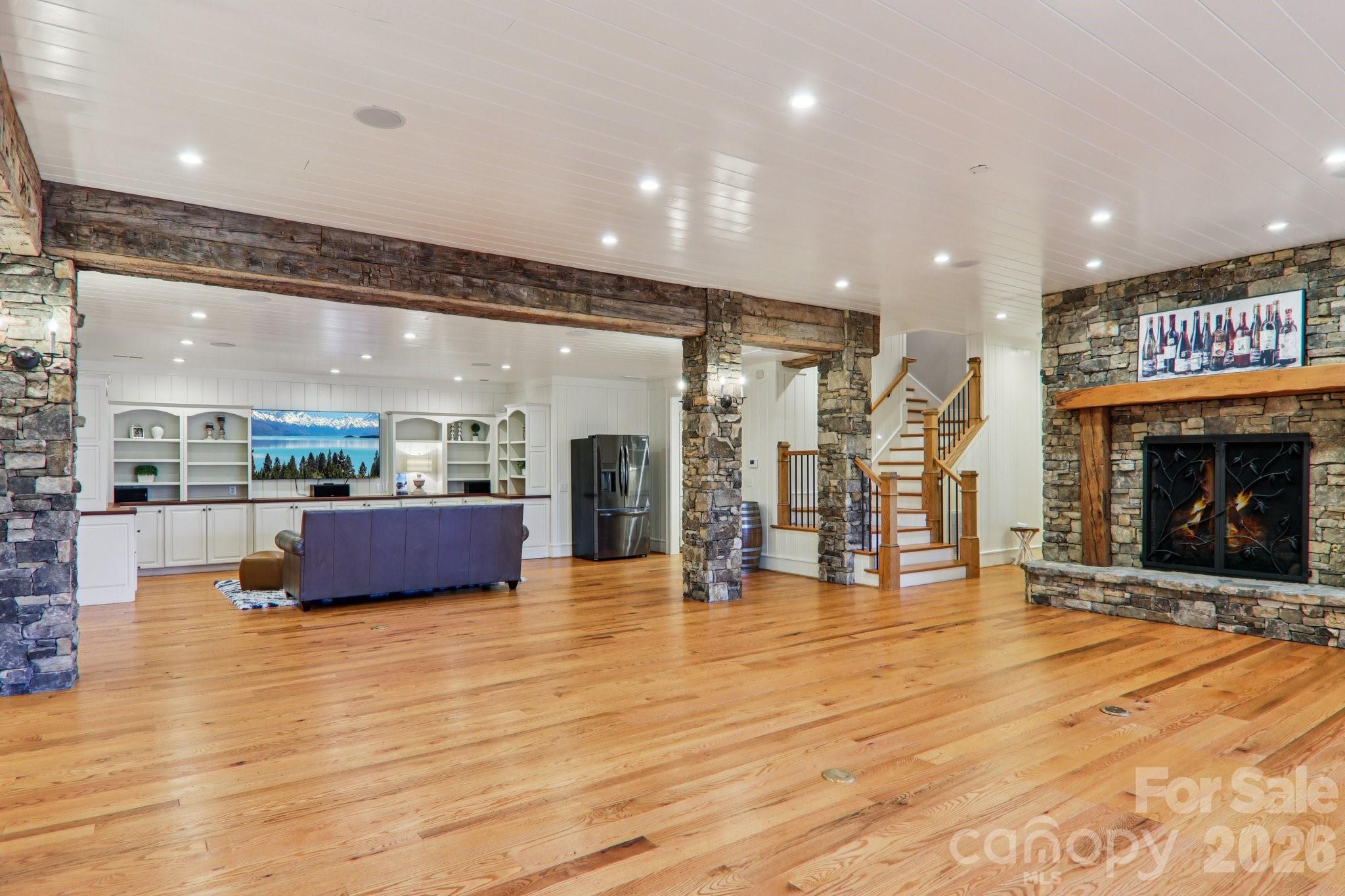146 Allison Creek Trail — Brevard