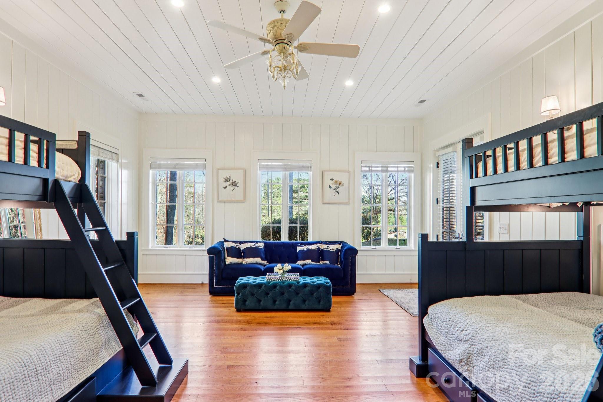 146 Allison Creek Trail — Brevard