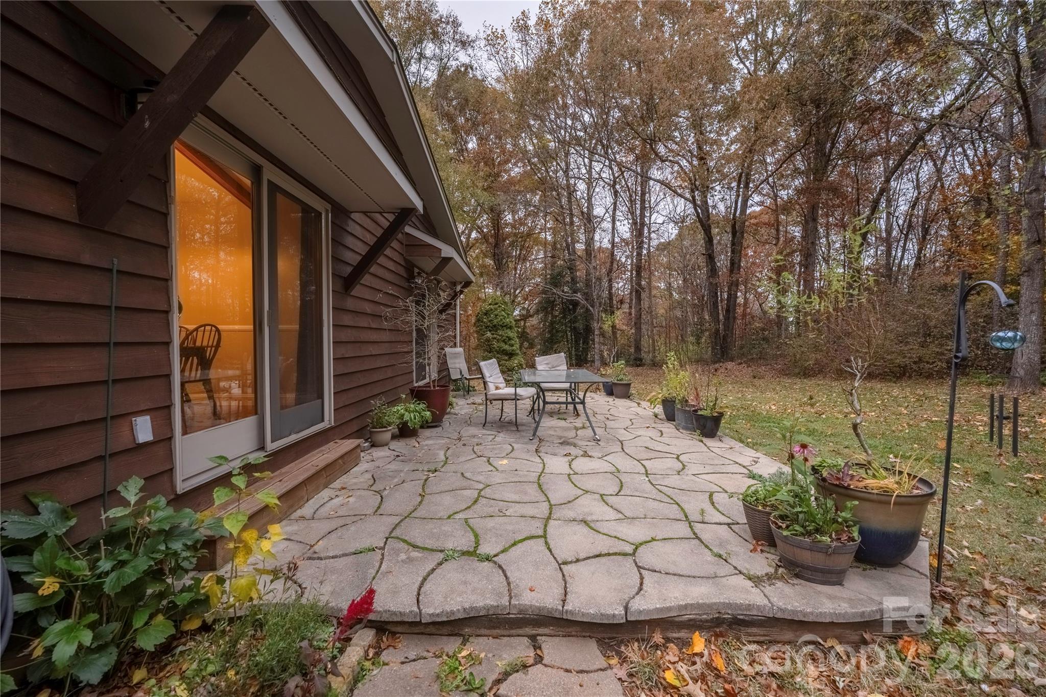 2174 Lynmore Drive — Sherrills Ford