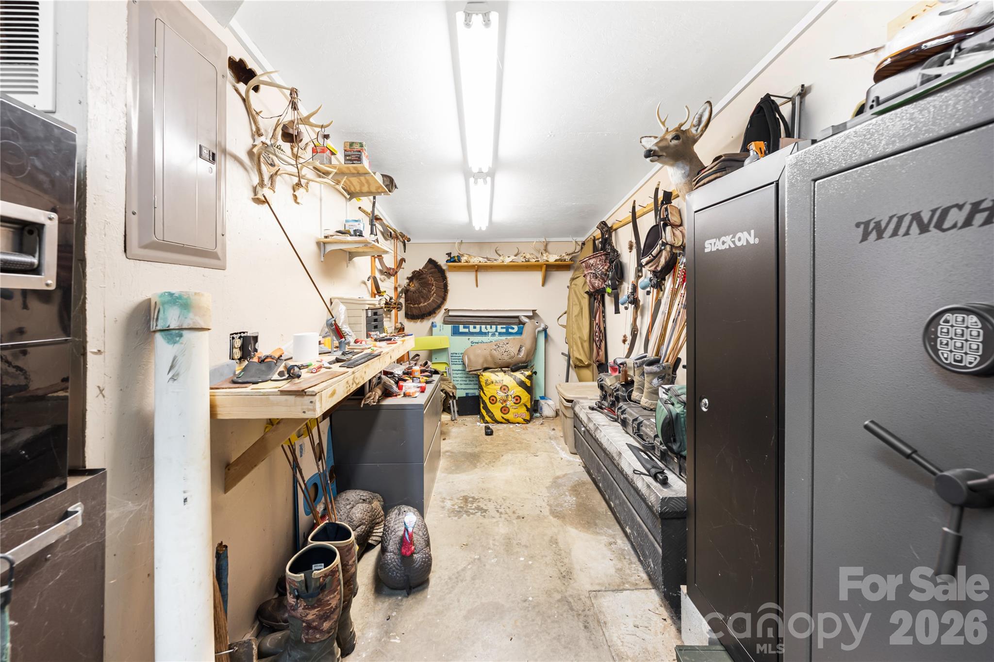 2174 Lynmore Drive — Sherrills Ford