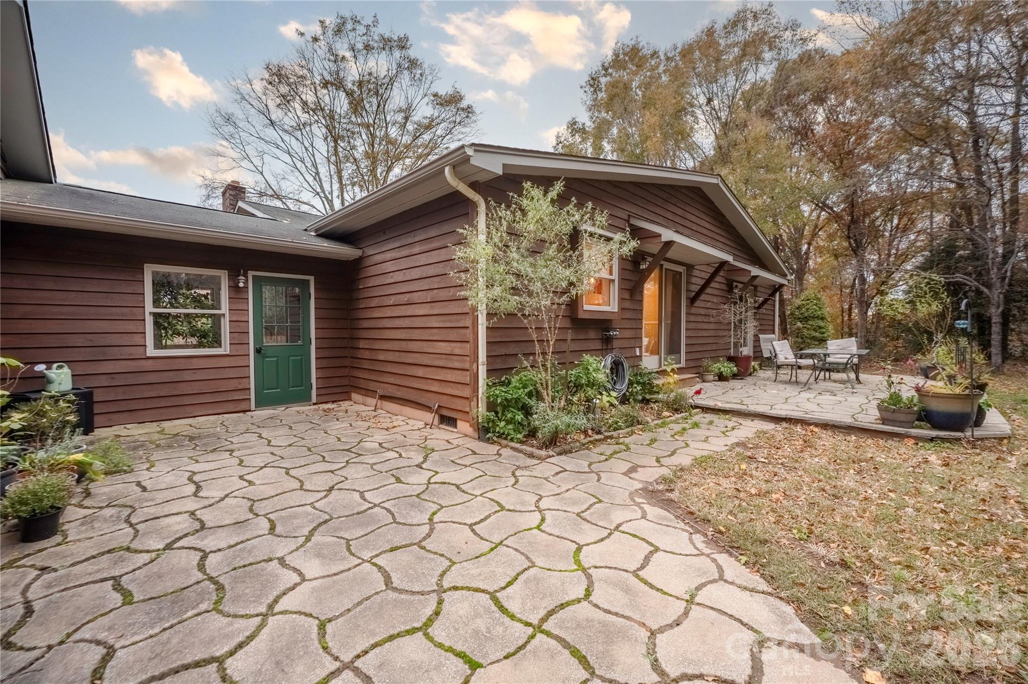 2174 Lynmore Drive — Sherrills Ford
