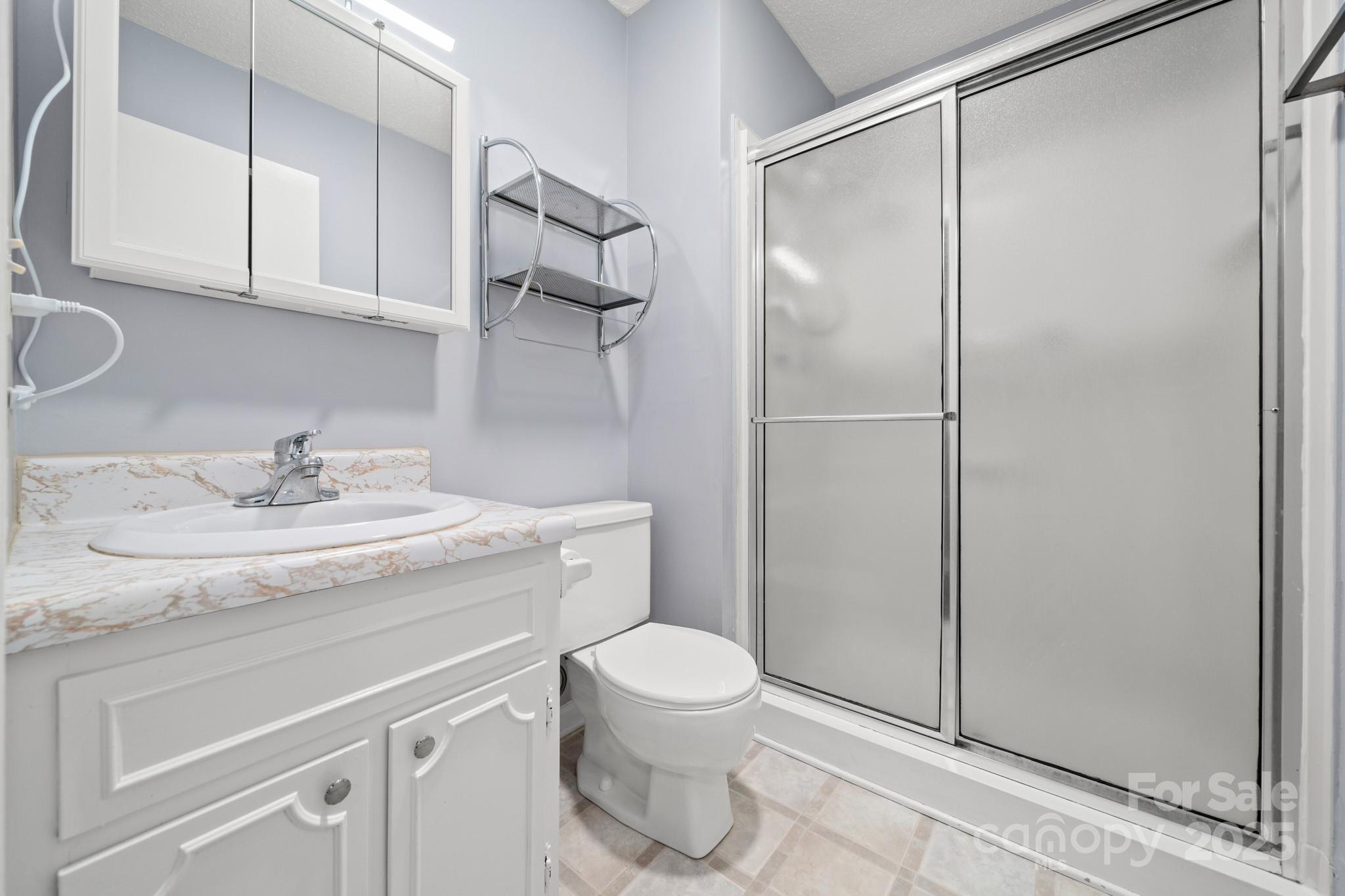 27 Capri Lane #15-D — Hendersonville