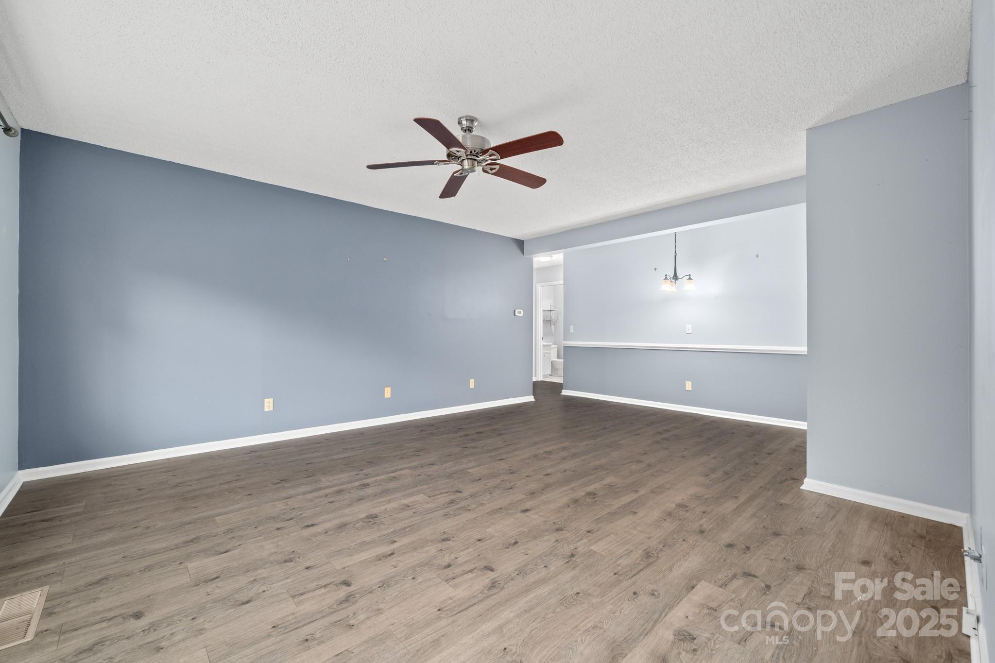 27 Capri Lane #15-D — Hendersonville