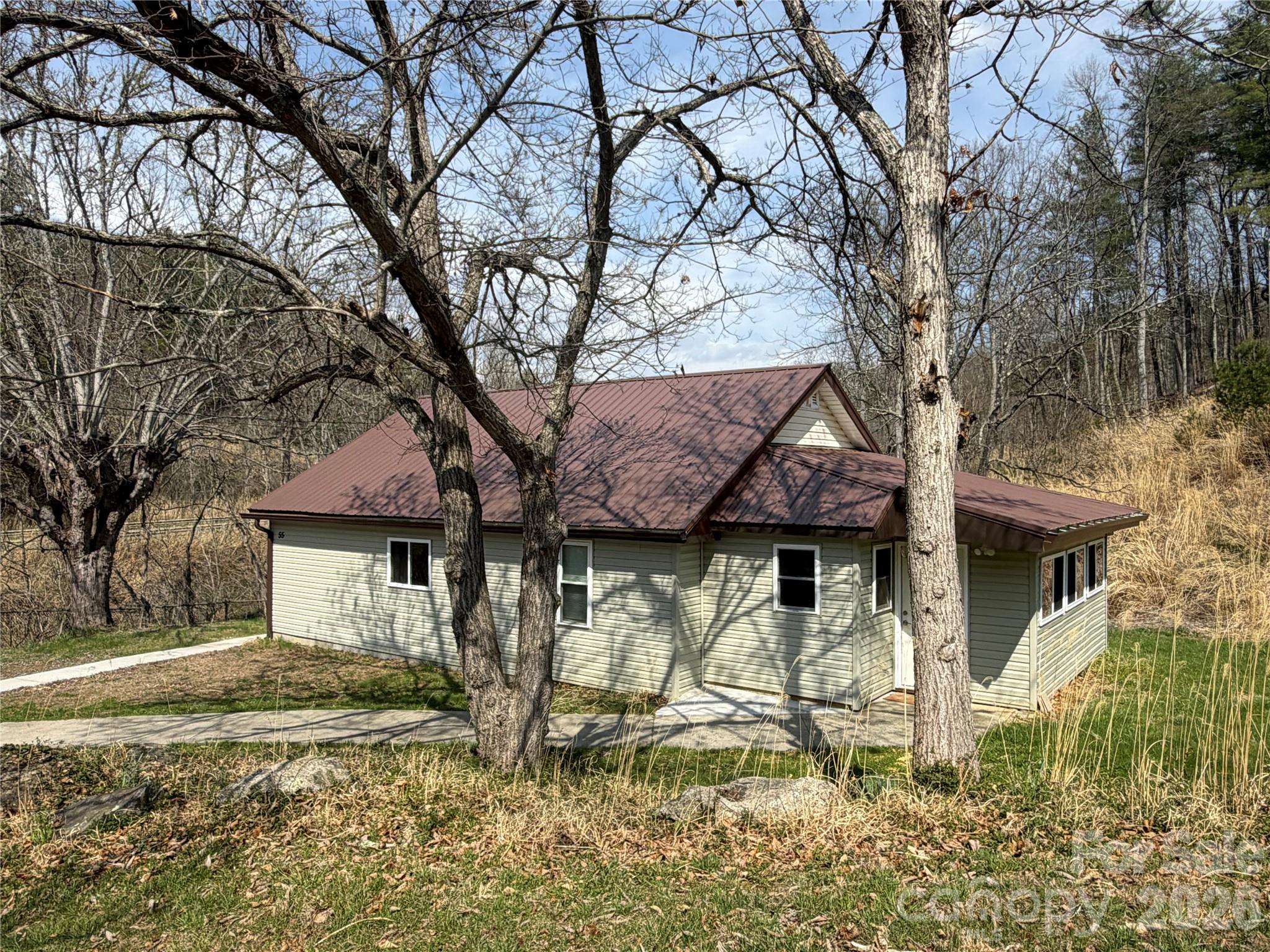 55 Summit View Drive — Marshall