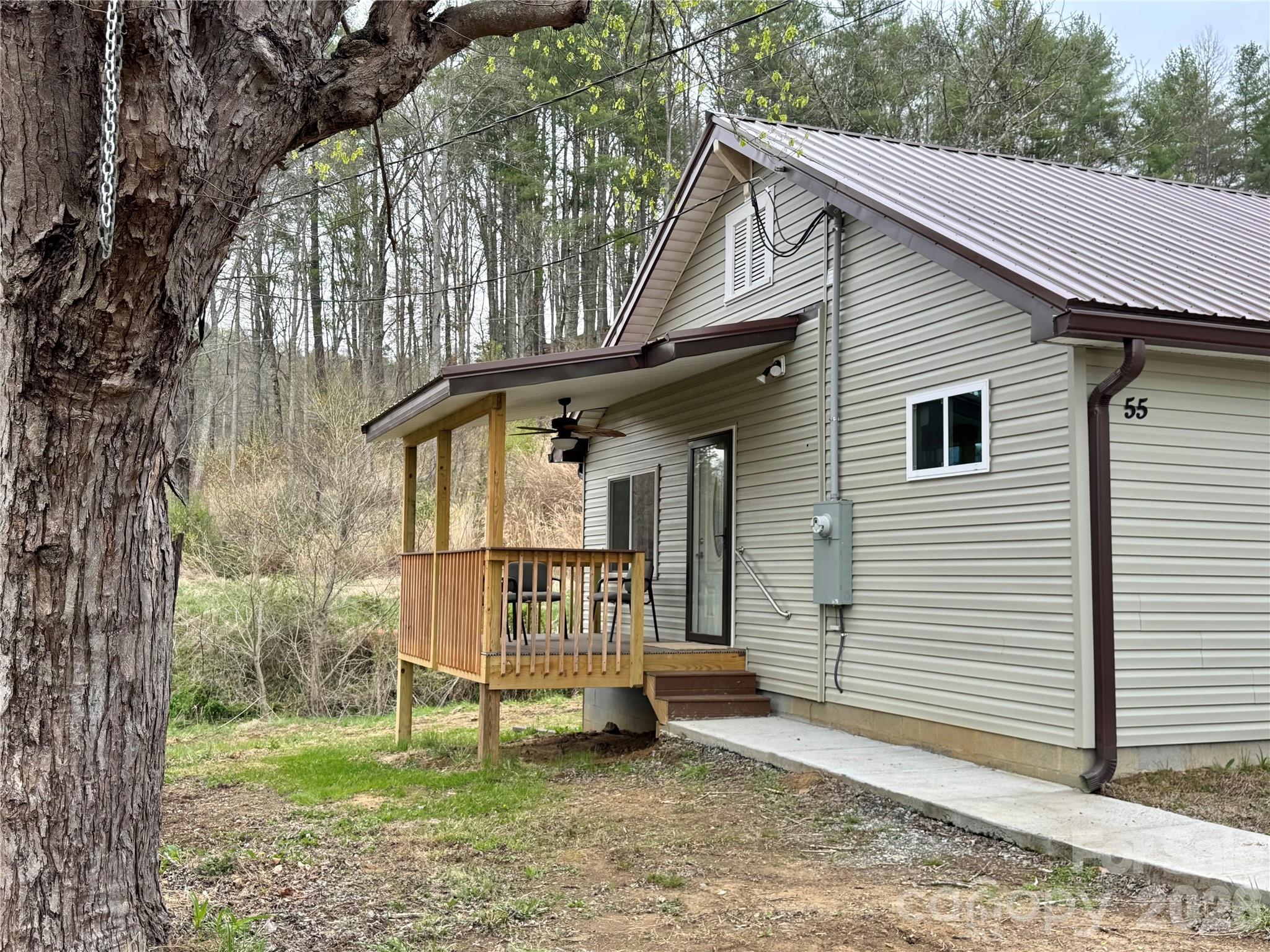 55 Summit View Drive — Marshall