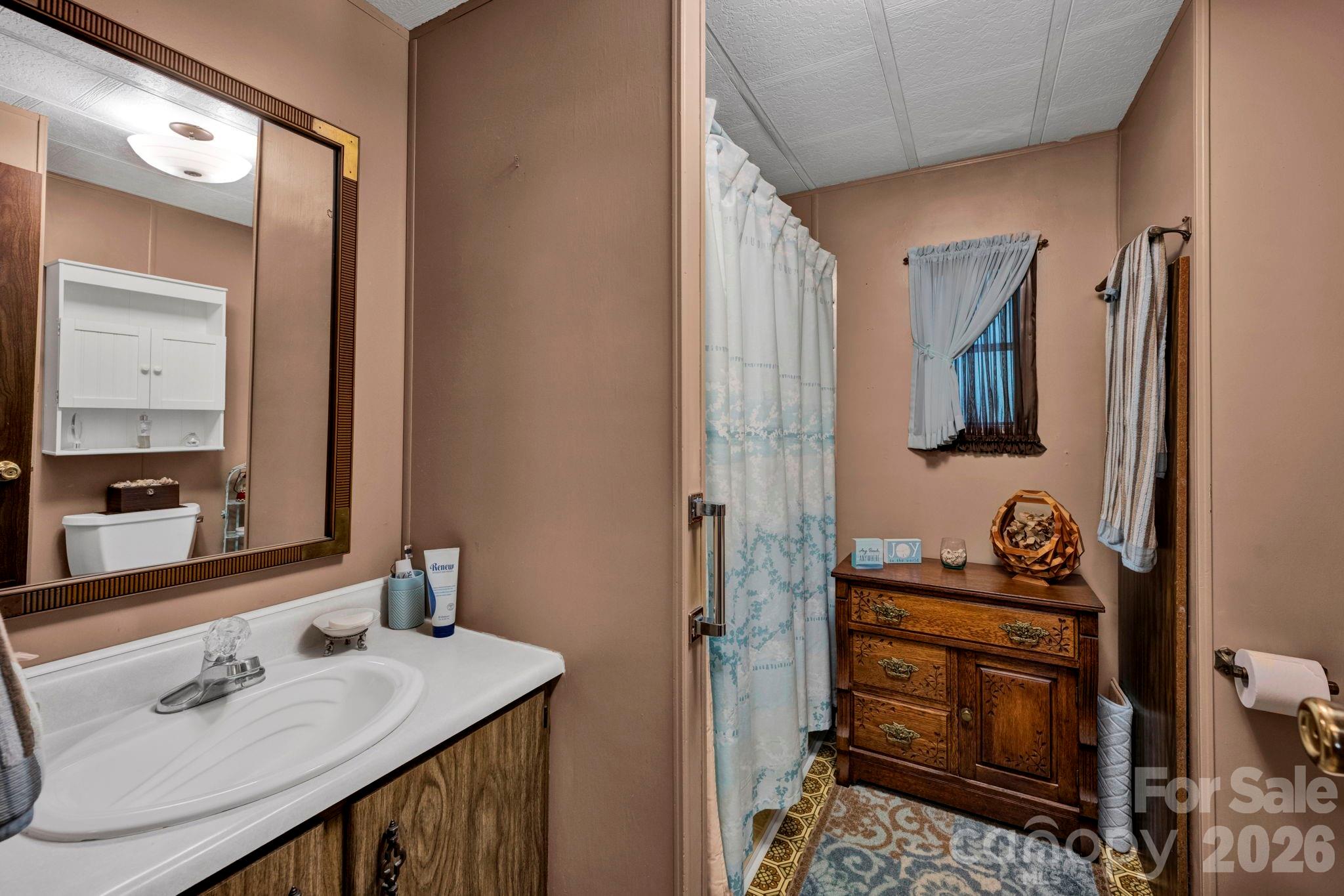 12523 Asbury Chapel Road — Huntersville