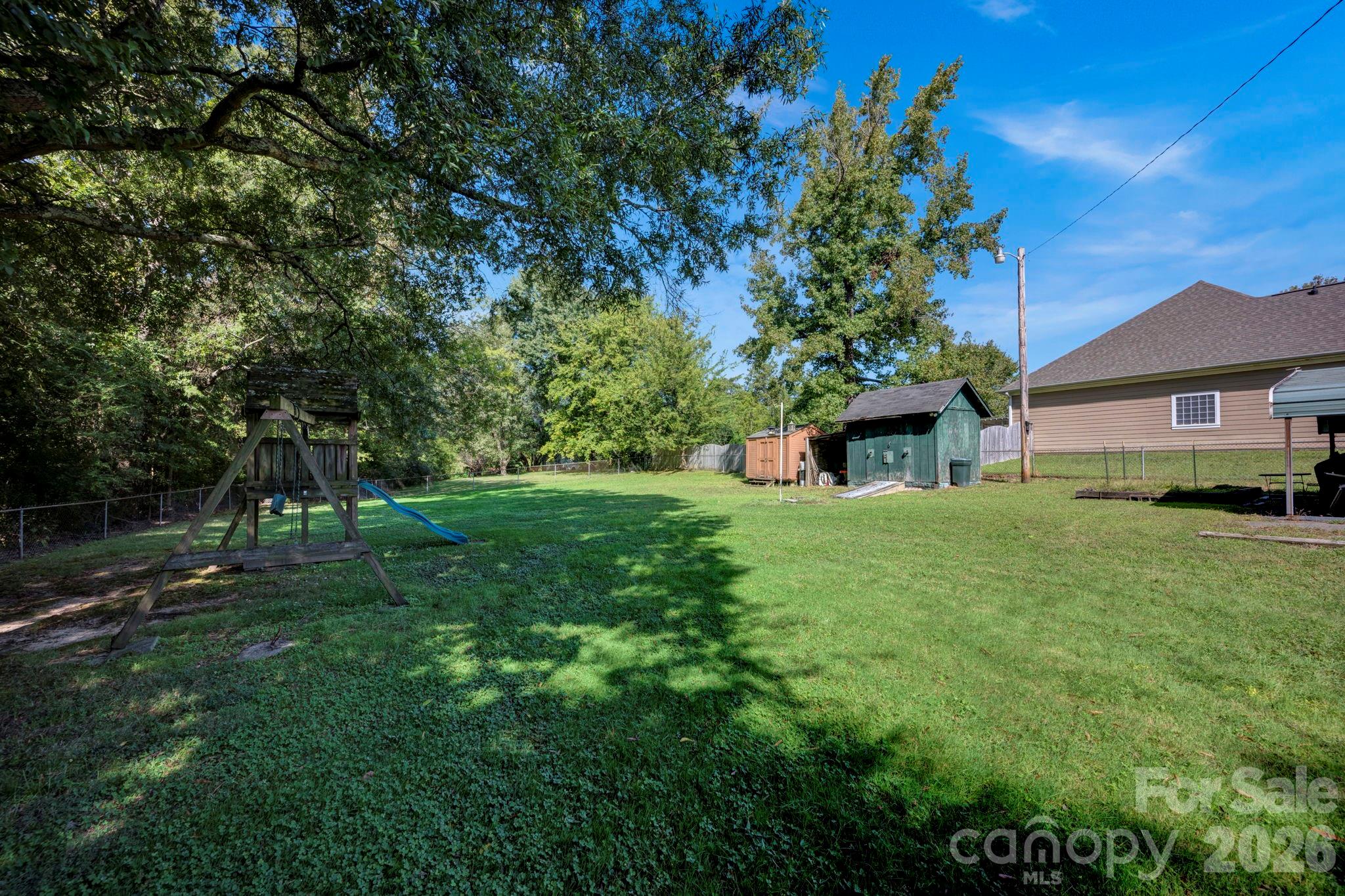 12523 Asbury Chapel Road — Huntersville