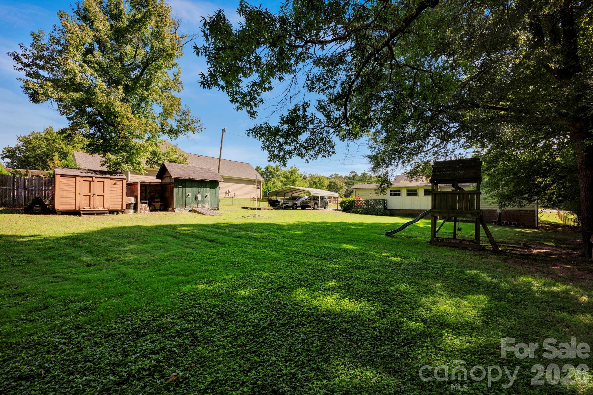 12523 Asbury Chapel Road — Huntersville