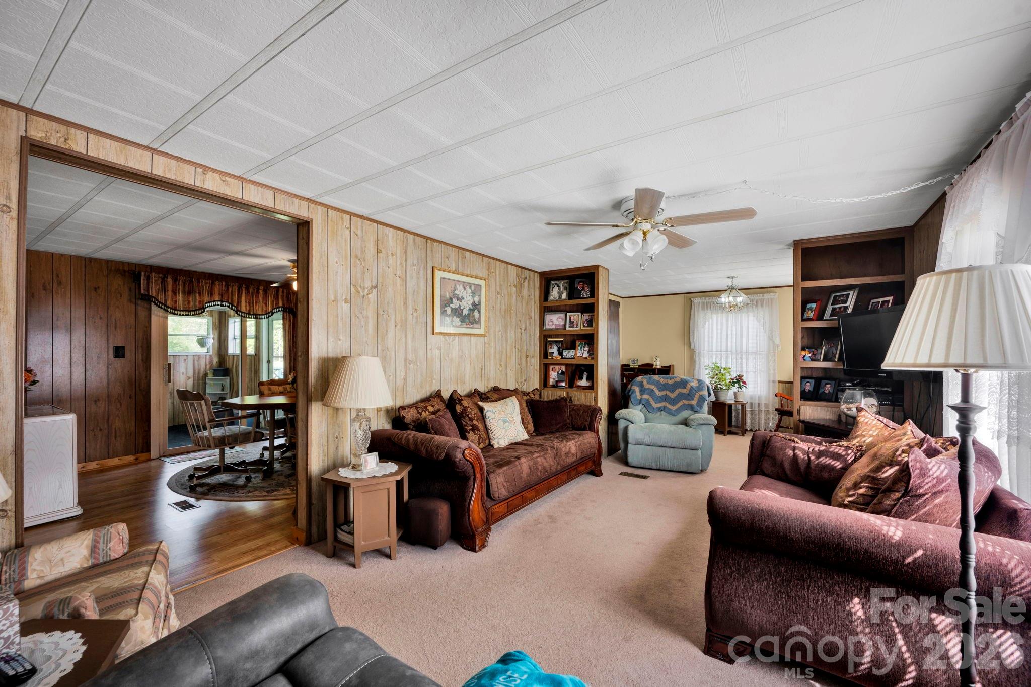 12523 Asbury Chapel Road — Huntersville