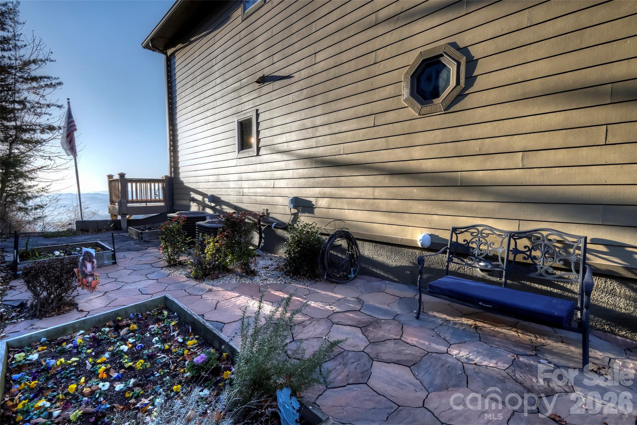 168 Laramie Heights — Andrews