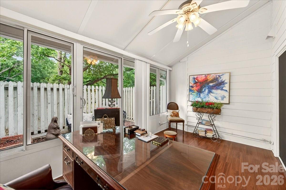 830 Sardis Cove Drive — Charlotte
