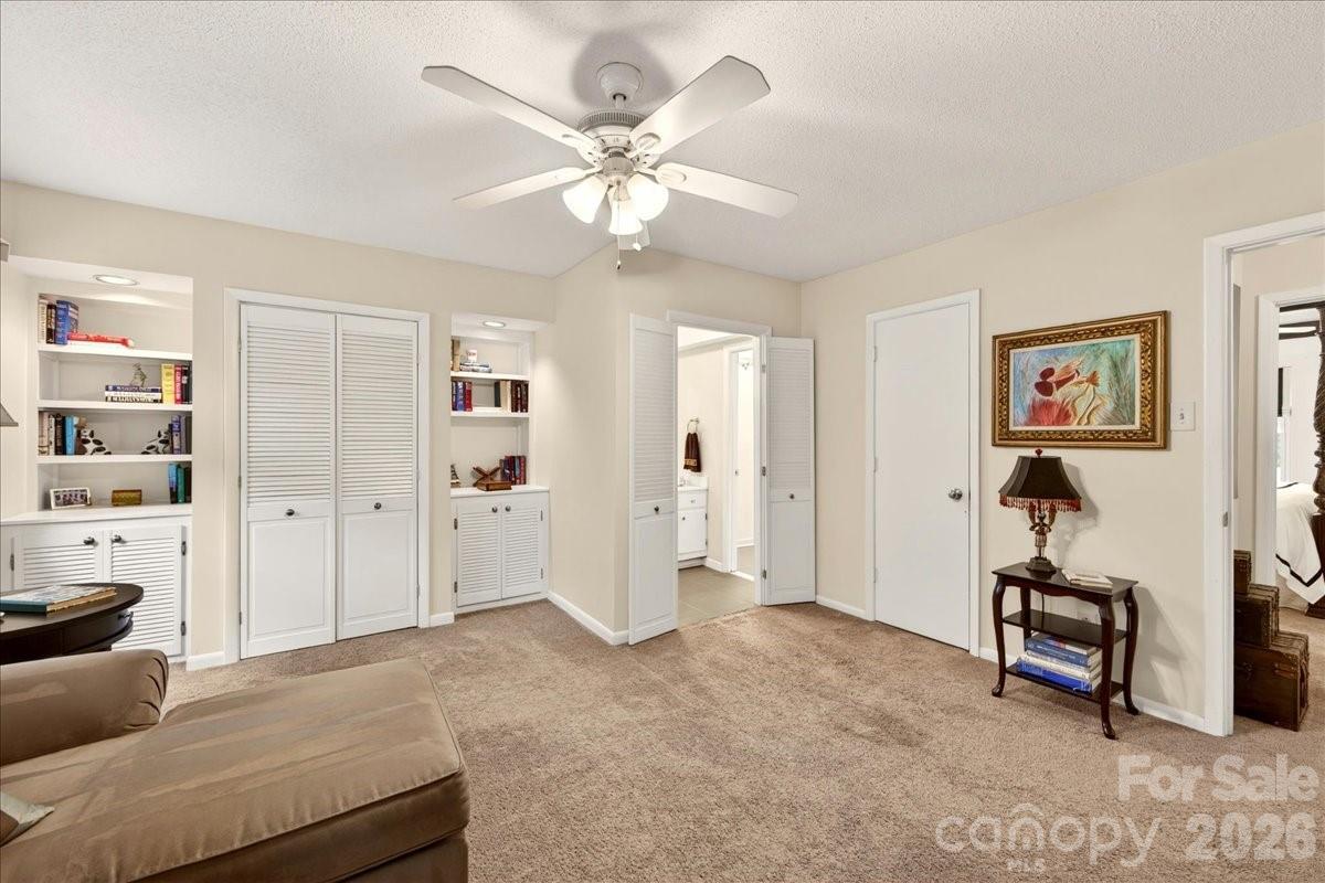 830 Sardis Cove Drive — Charlotte
