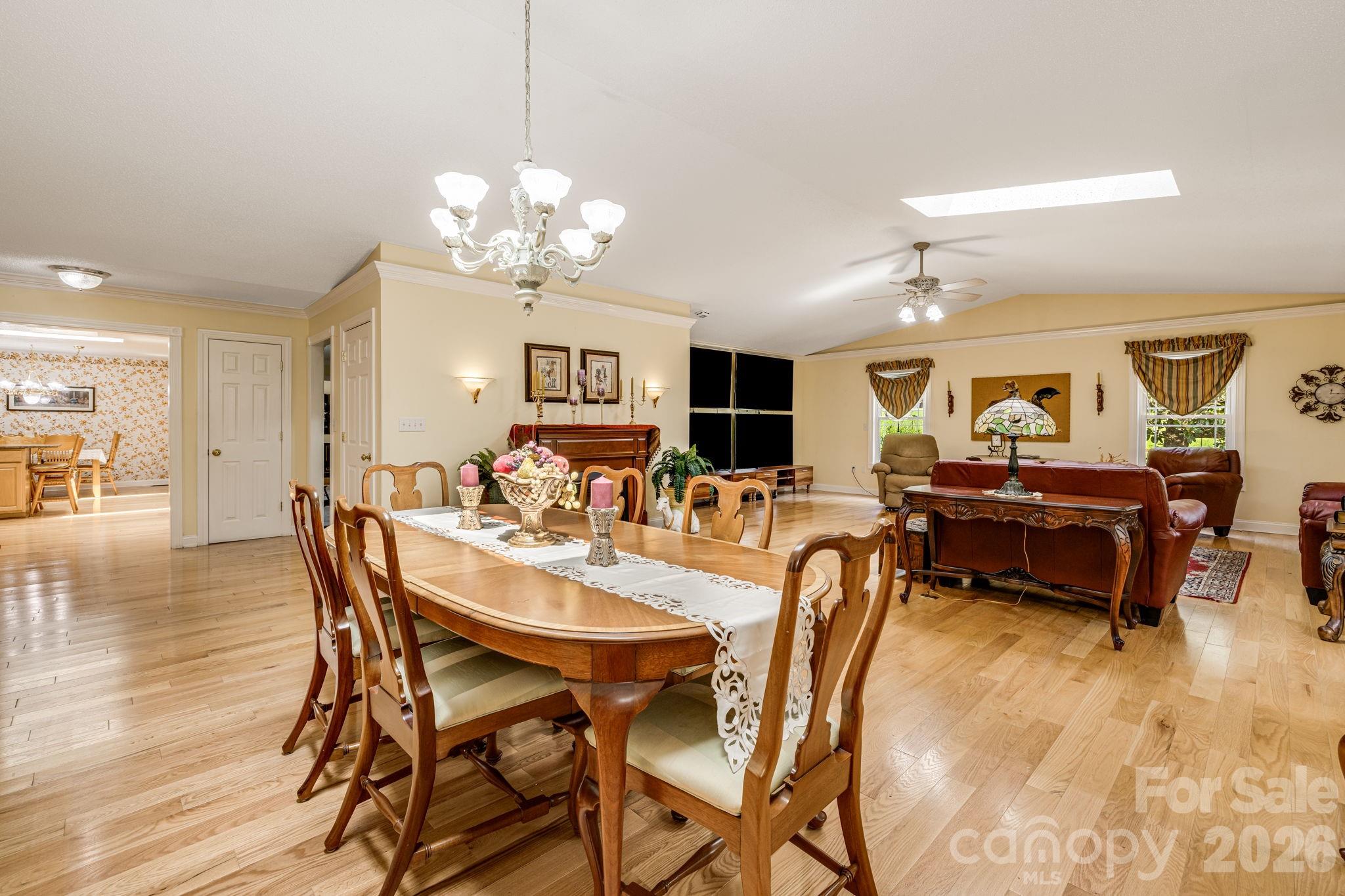 350 Old Sunset Hill Road — Hendersonville