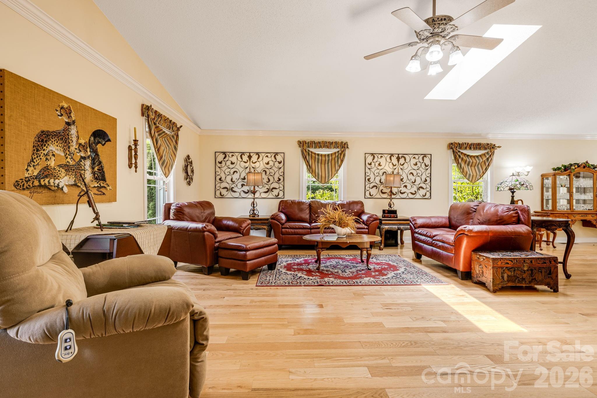350 Old Sunset Hill Road — Hendersonville