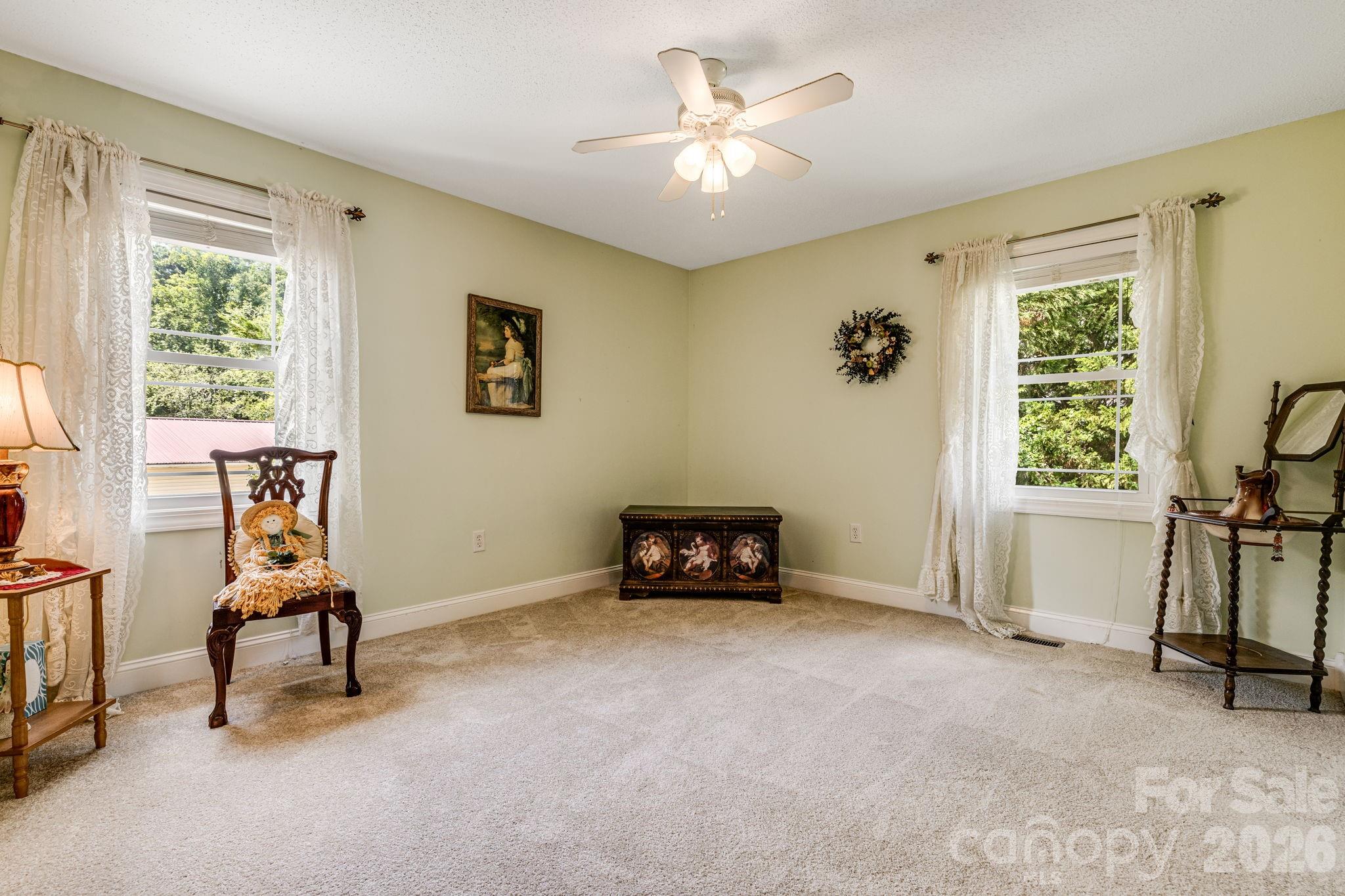 350 Old Sunset Hill Road — Hendersonville