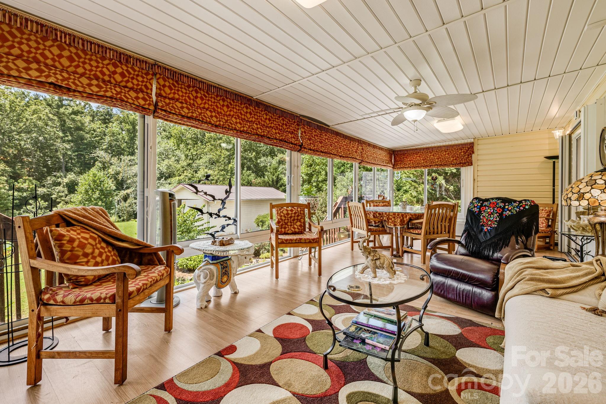 350 Old Sunset Hill Road — Hendersonville