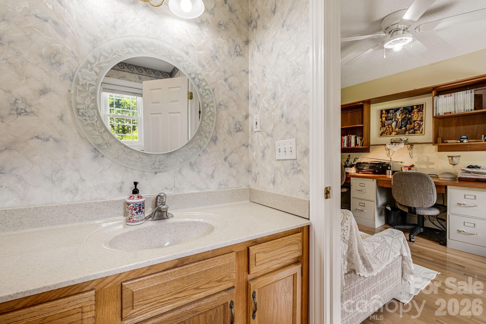 350 Old Sunset Hill Road — Hendersonville