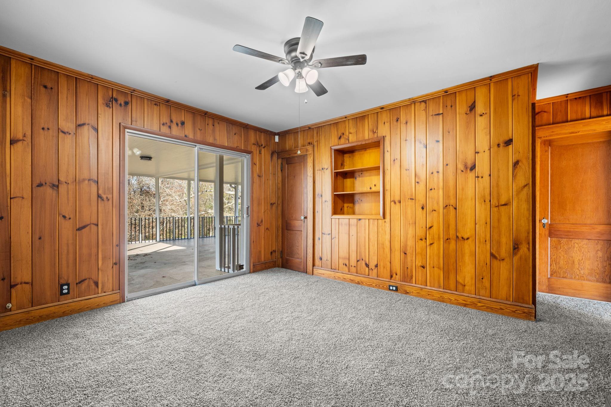 313 17th Street NW — Hickory