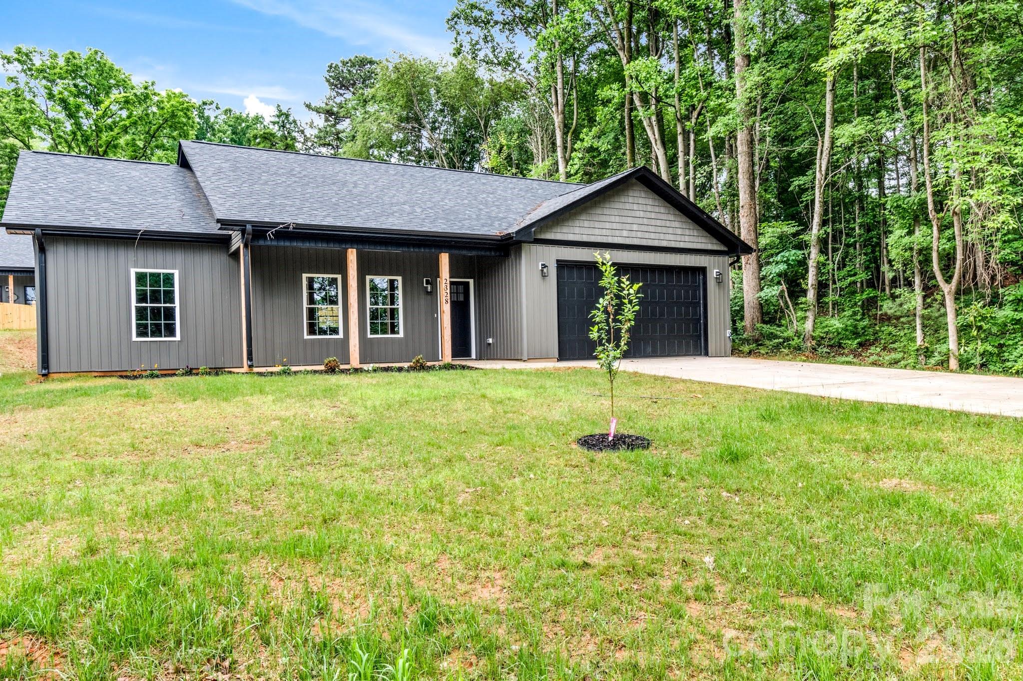 2328 Summerlin Street — Winston Salem
