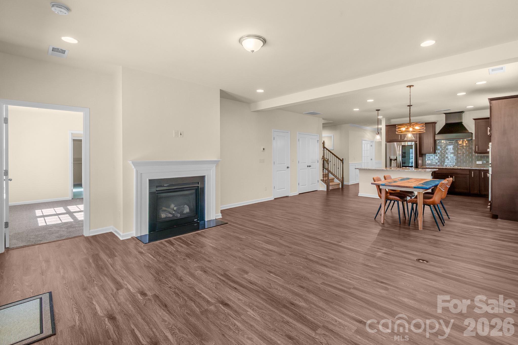 7420 Tullamore Glen — Huntersville