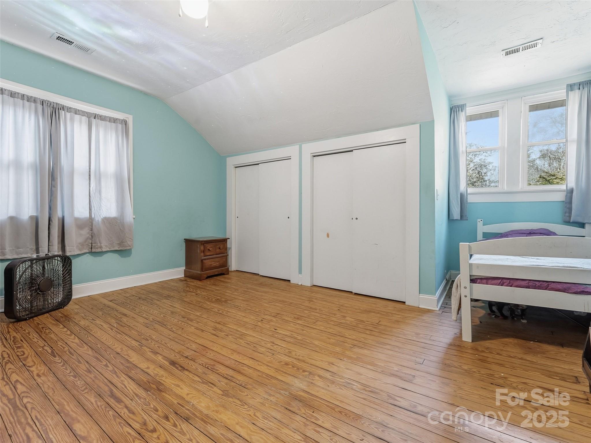 411 Walker Street — Columbus