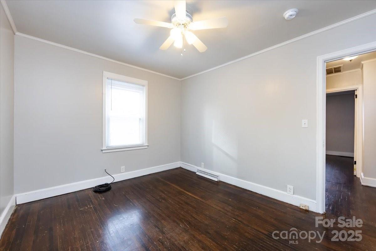 1027 Holland Avenue — Gastonia