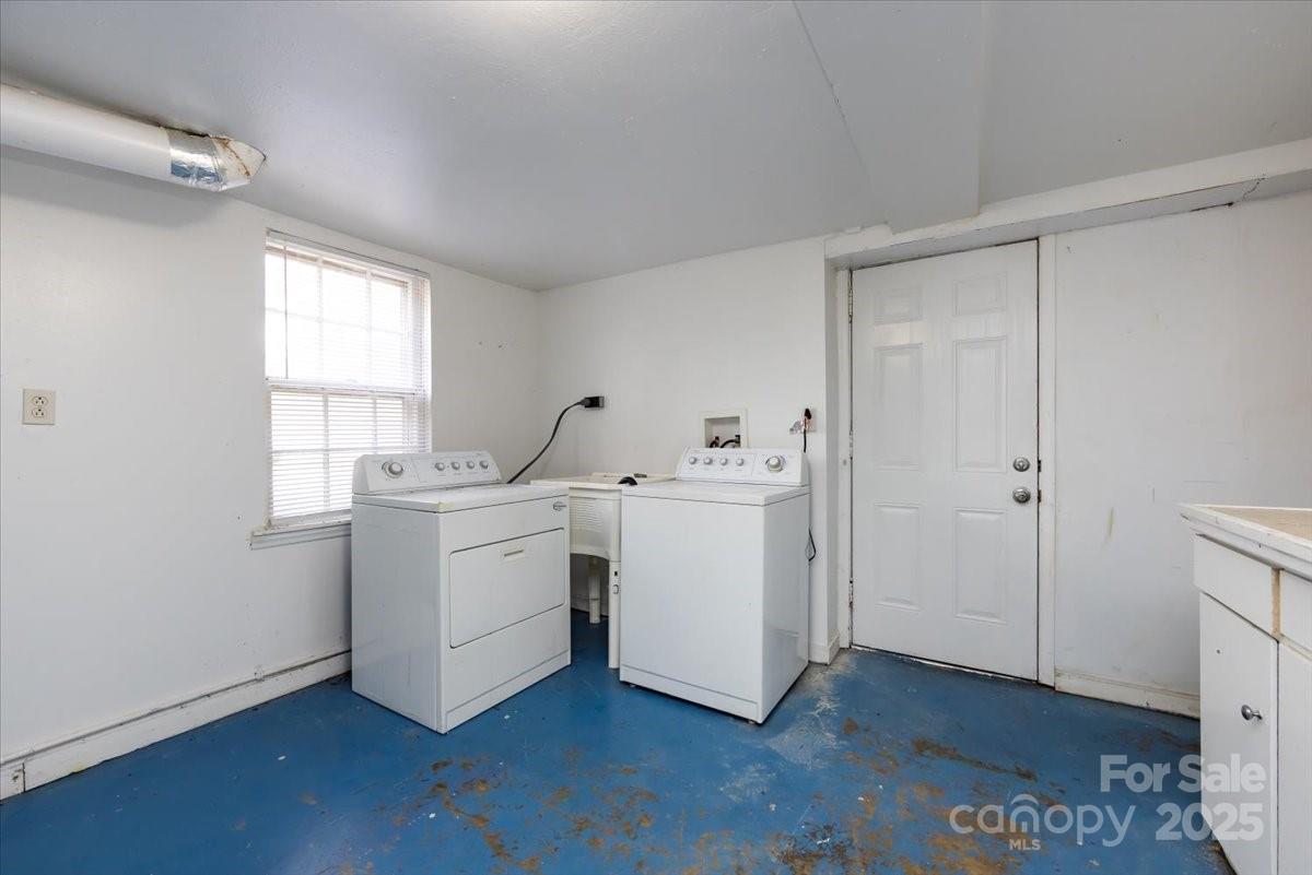1027 Holland Avenue — Gastonia