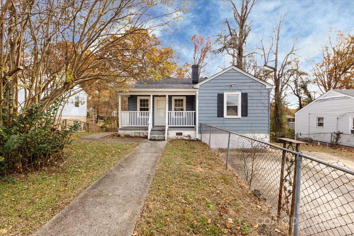 1027 Holland Avenue — Gastonia