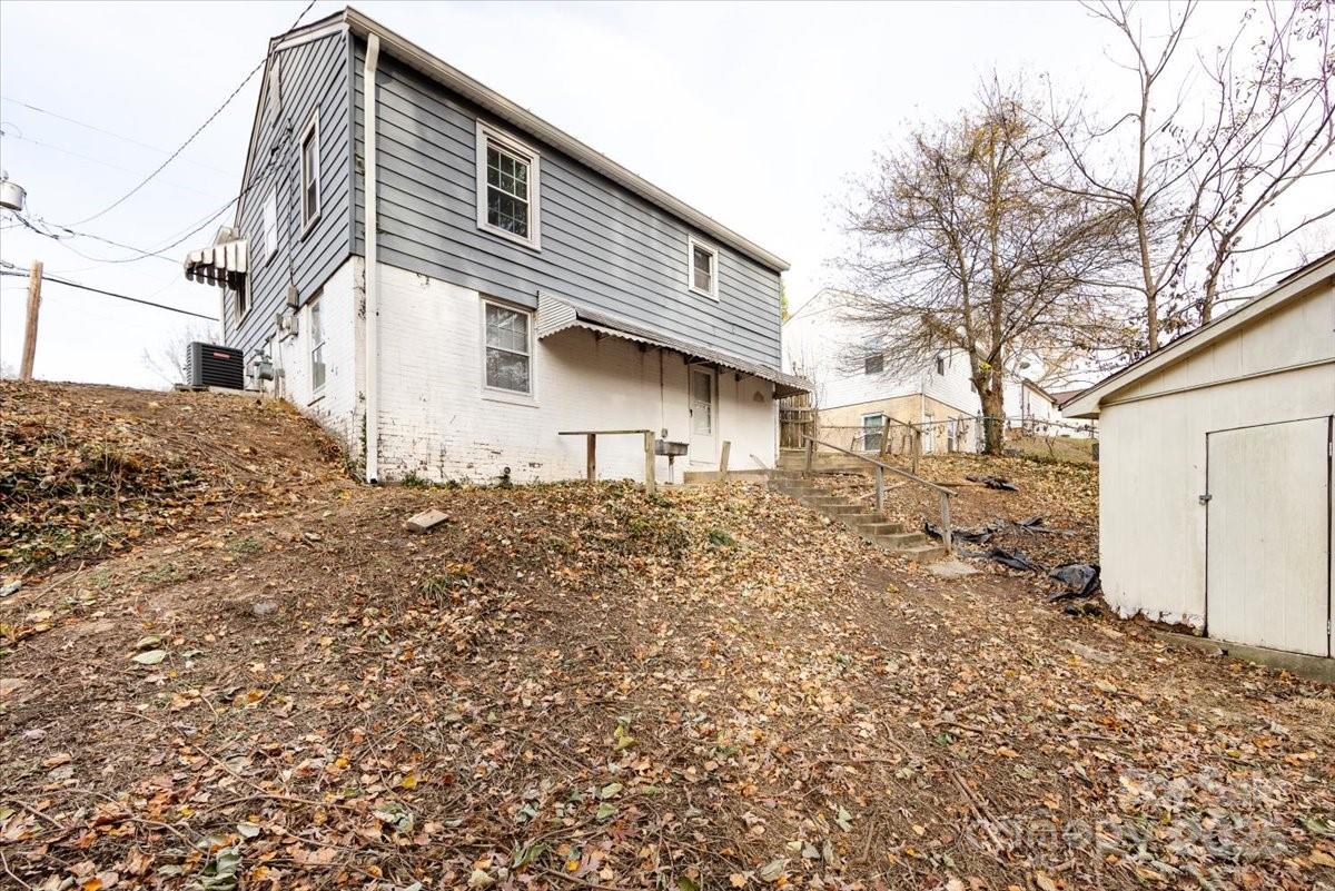 1027 Holland Avenue — Gastonia