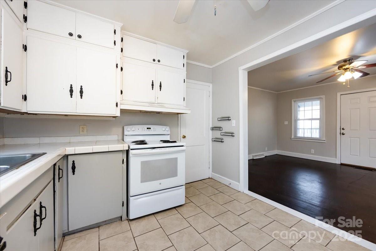 1027 Holland Avenue — Gastonia
