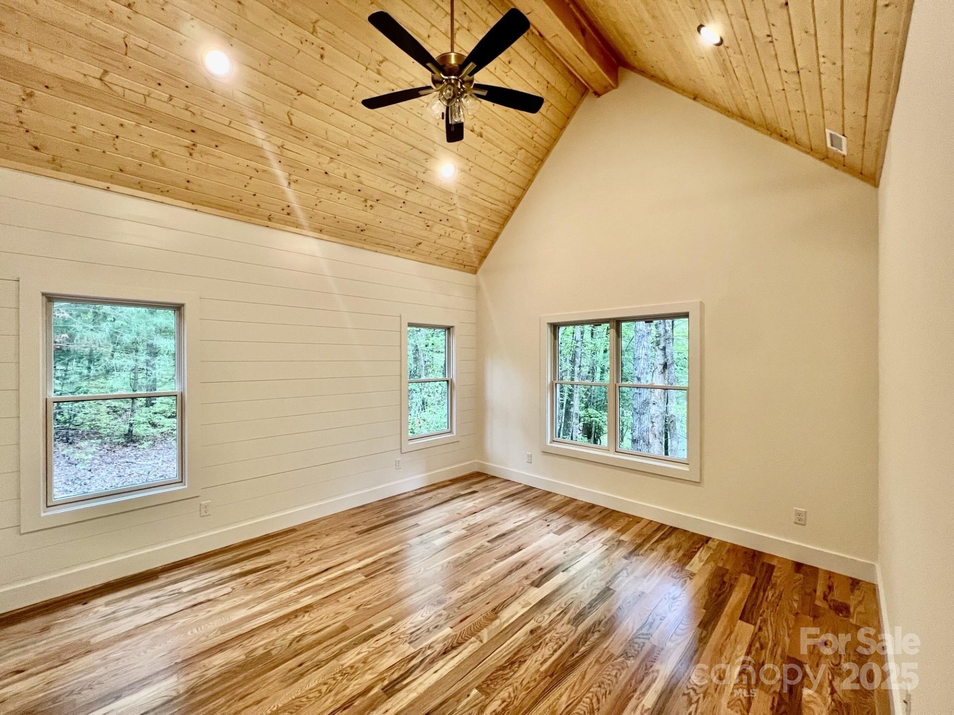 5039 Connestee Trail — Brevard