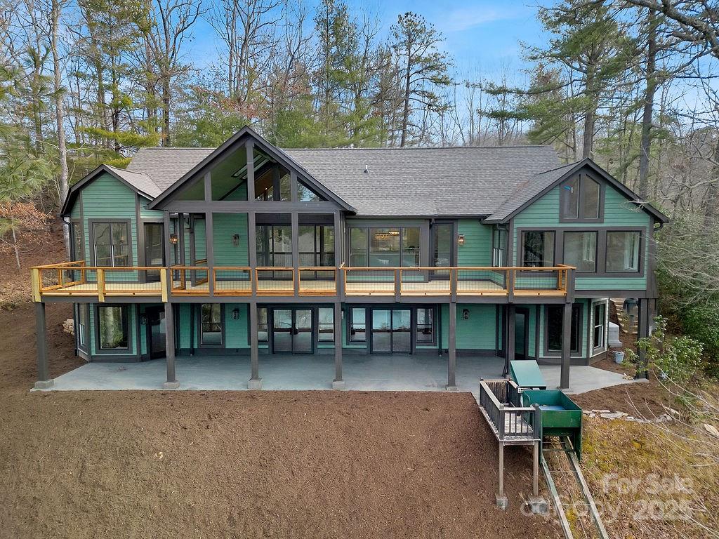 5039 Connestee Trail — Brevard