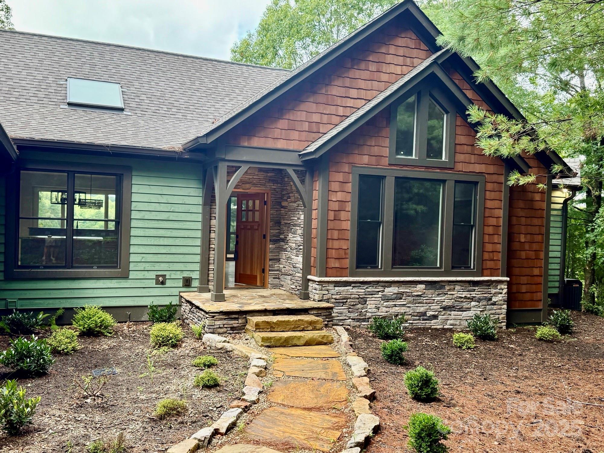 5039 Connestee Trail — Brevard