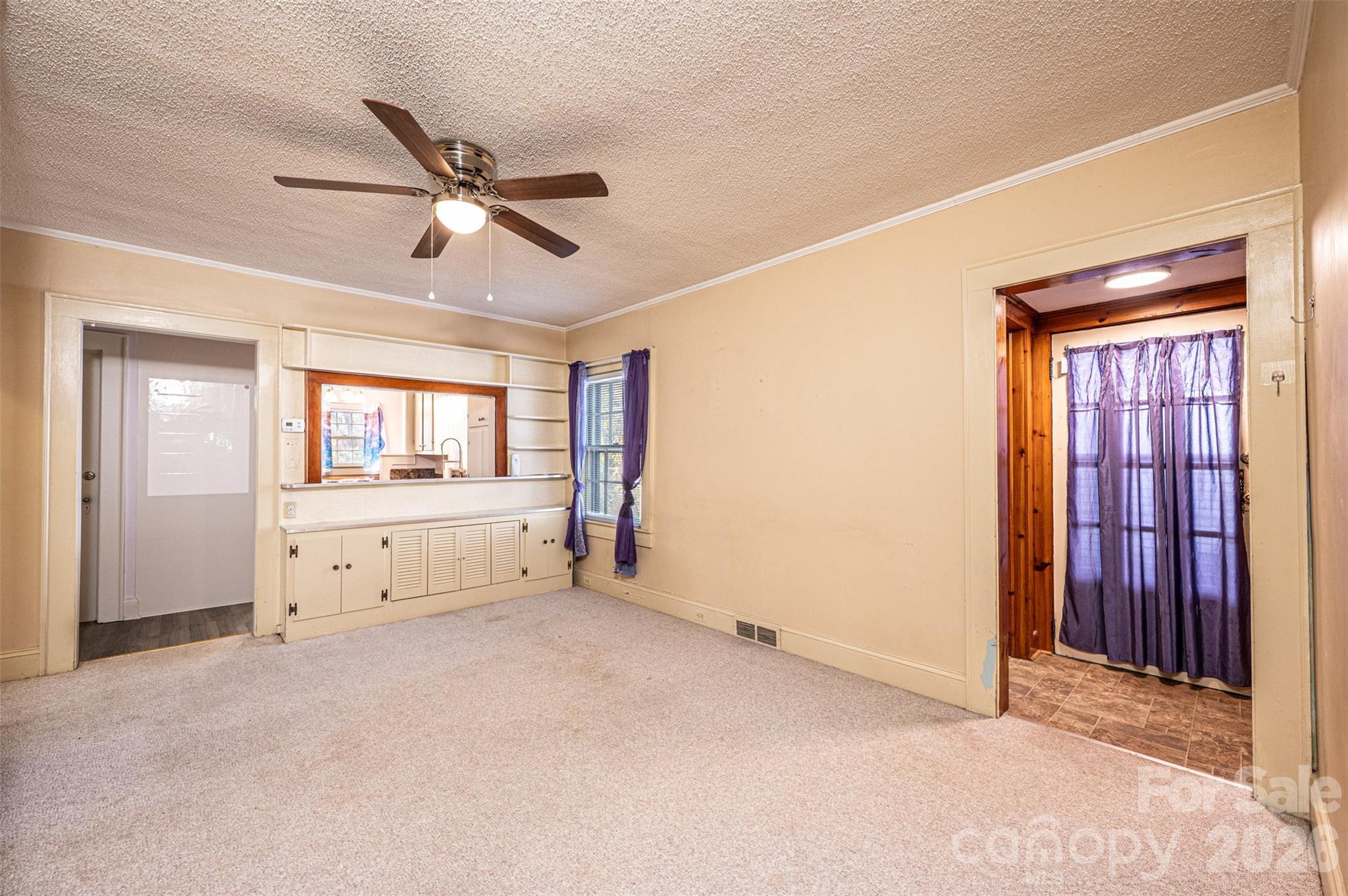 538 Salisbury Road — Statesville