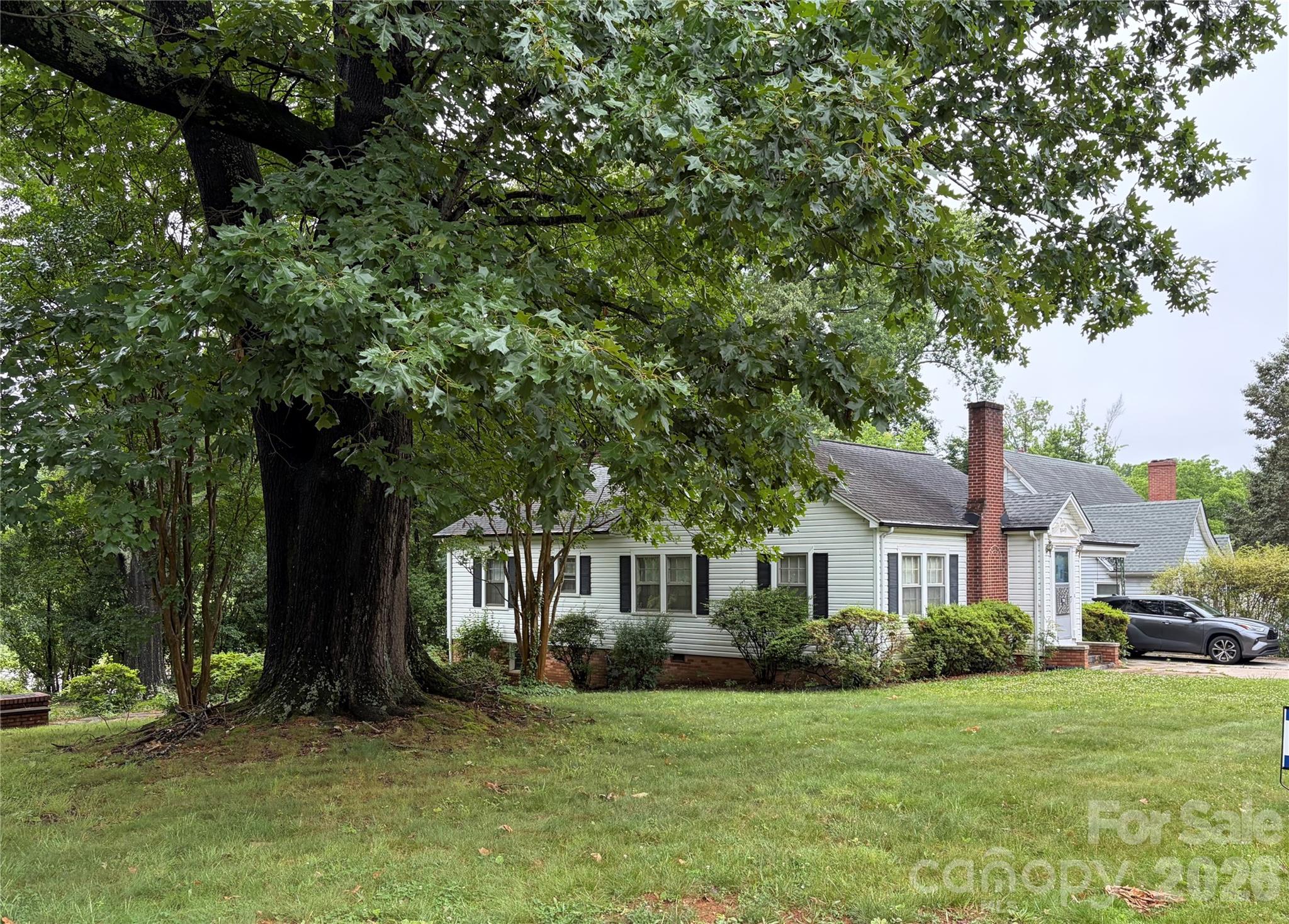 538 Salisbury Road — Statesville