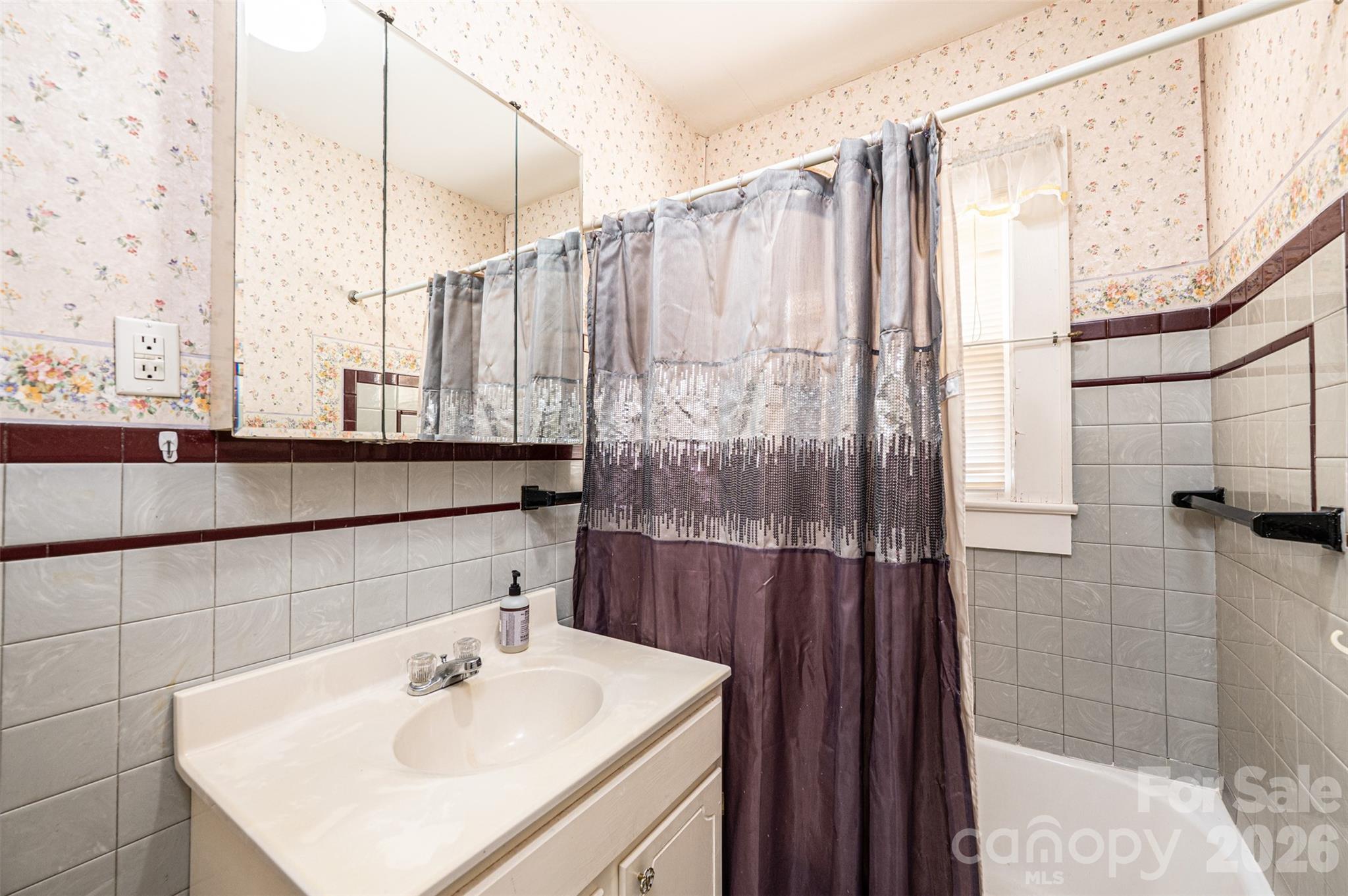 538 Salisbury Road — Statesville
