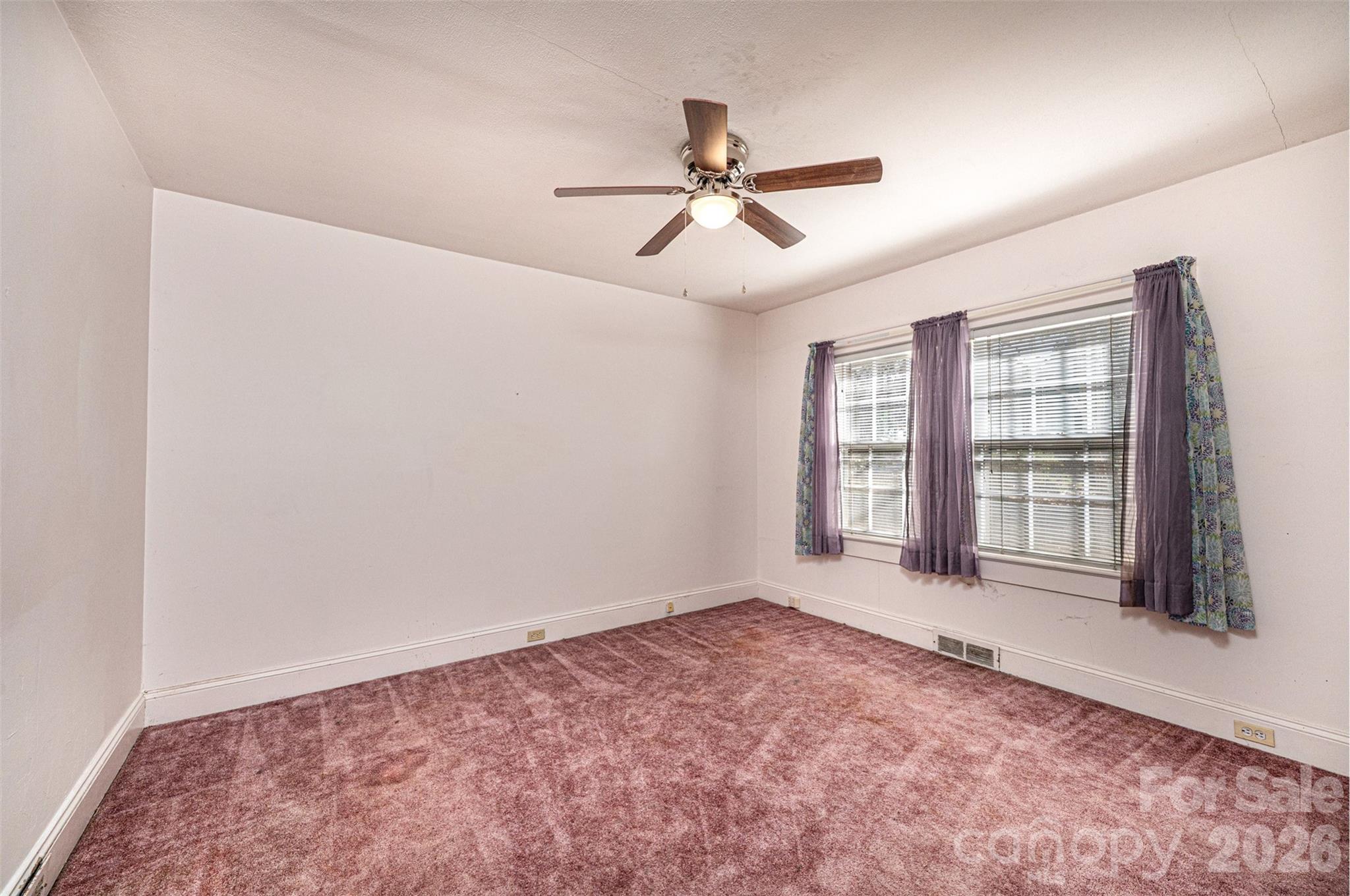 538 Salisbury Road — Statesville