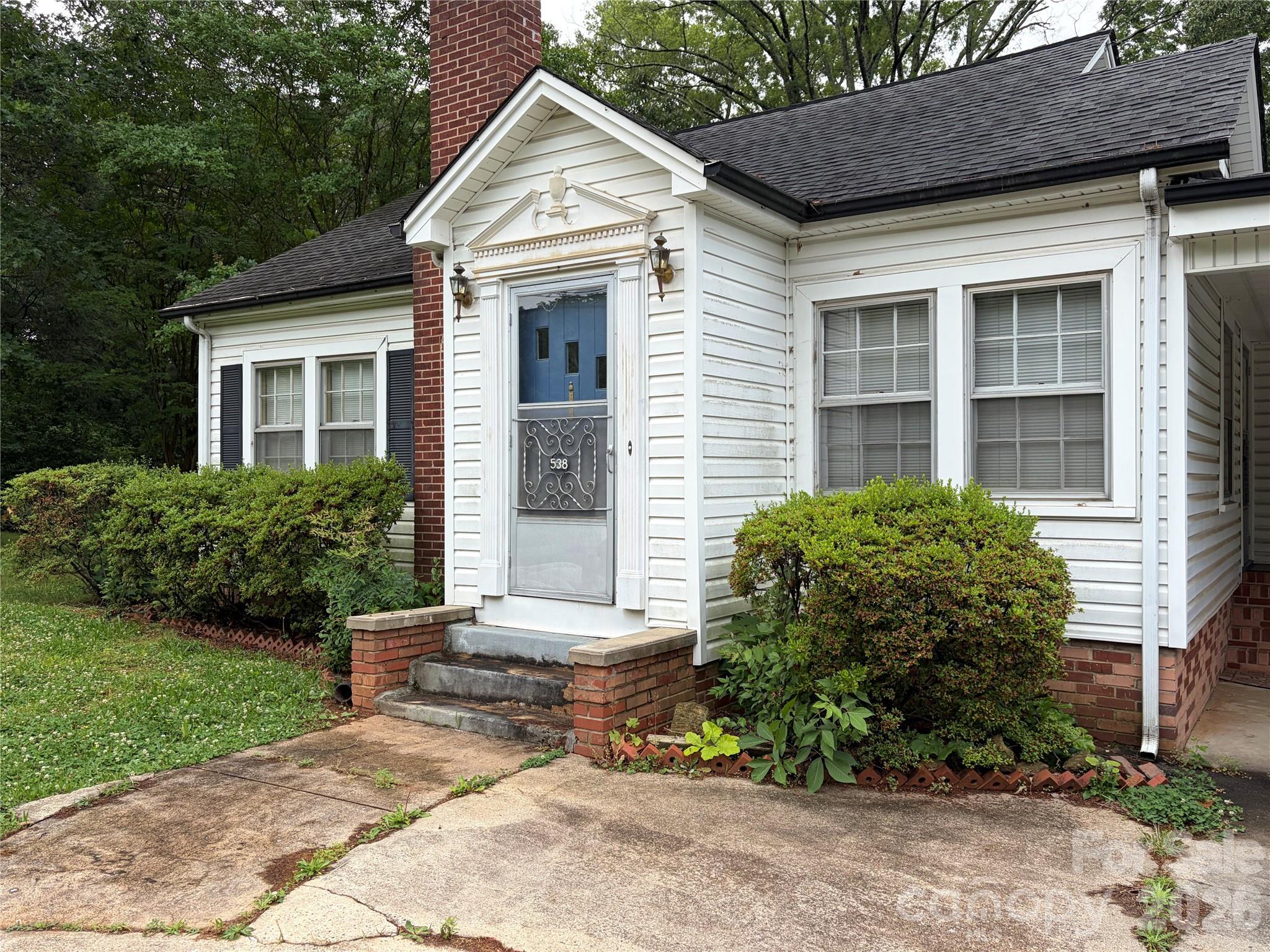 538 Salisbury Road — Statesville
