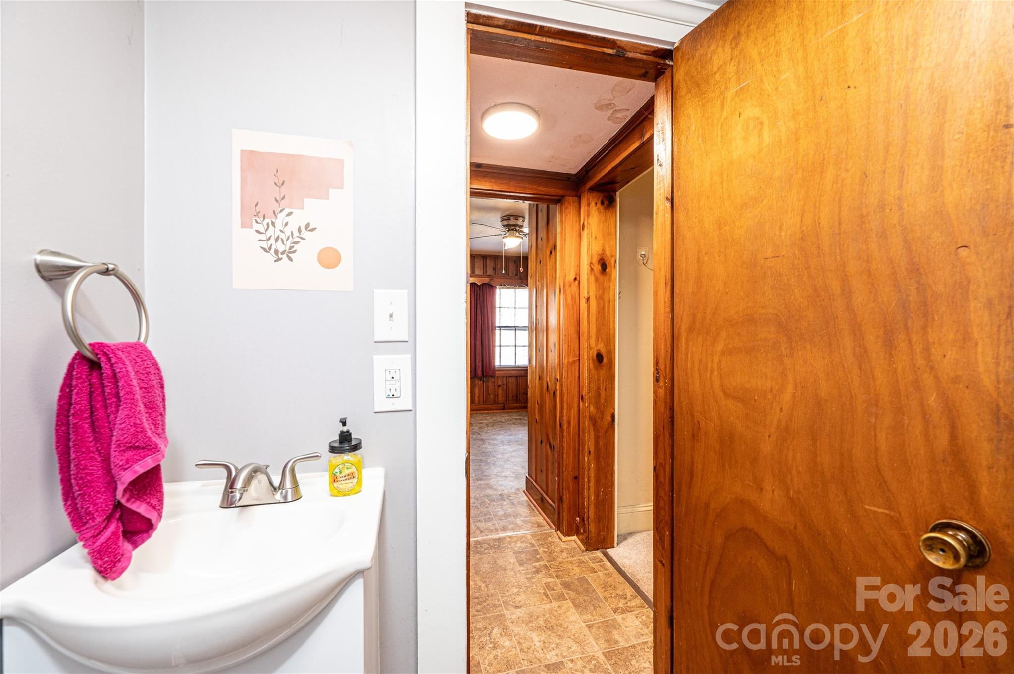 538 Salisbury Road — Statesville