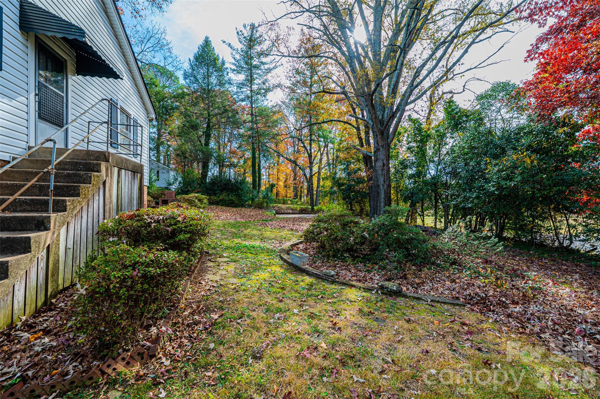 538 Salisbury Road — Statesville