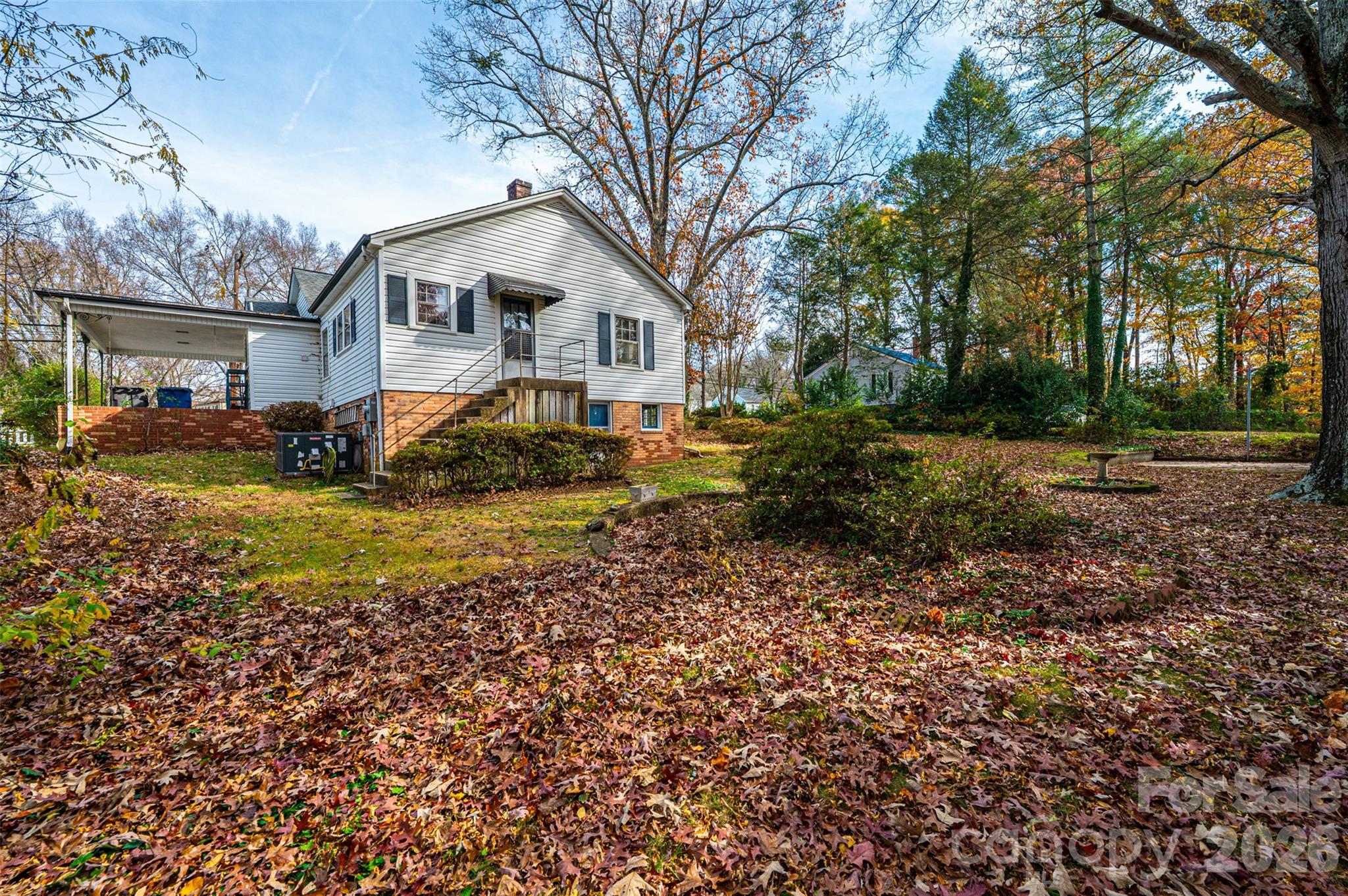 538 Salisbury Road — Statesville